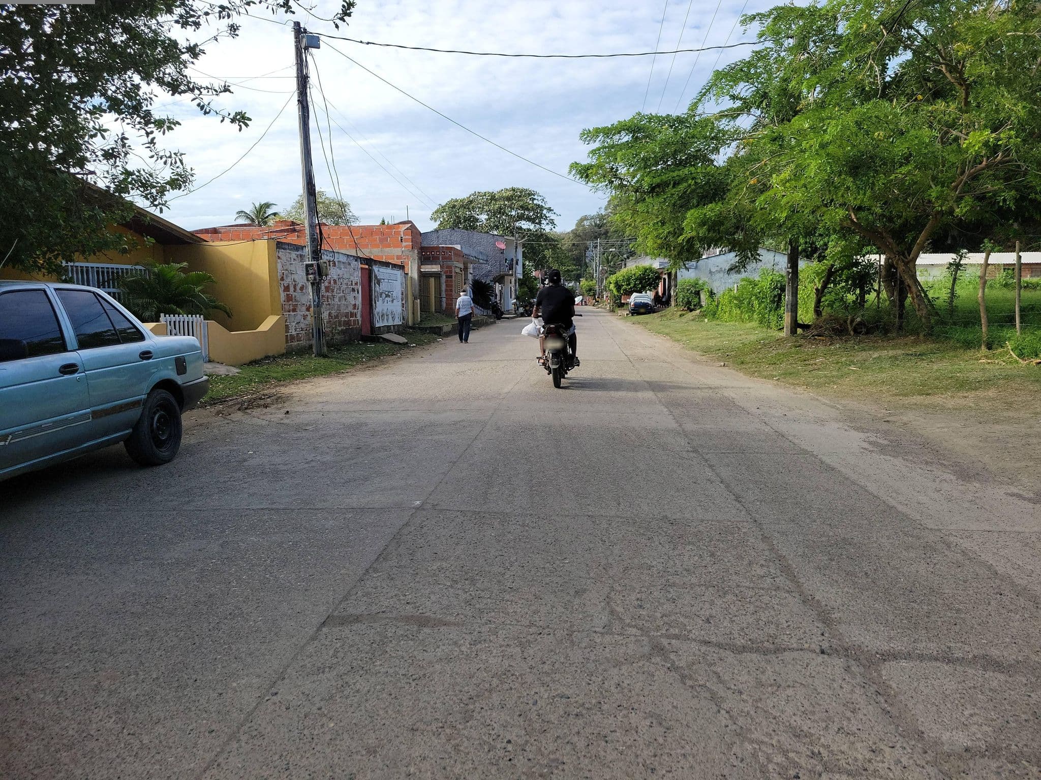 Street view near Casa Mar de Risas, Necoclí — © luishernandezj10 (CC BY-SA · Mapillary)