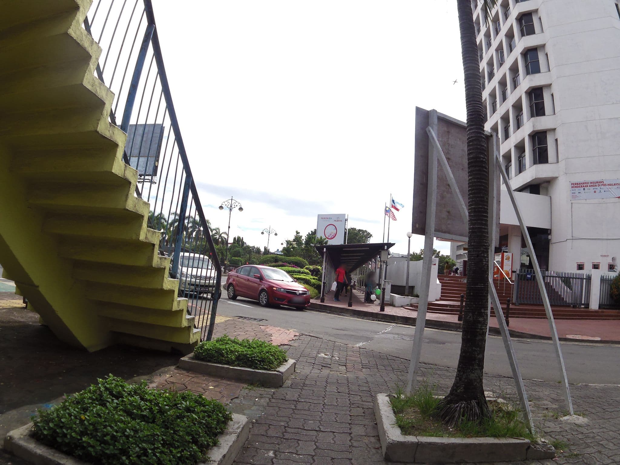 Street view near H2 Backpackers Hostel, Kota Kinabalu — © skillsy (CC BY-SA · Mapillary)