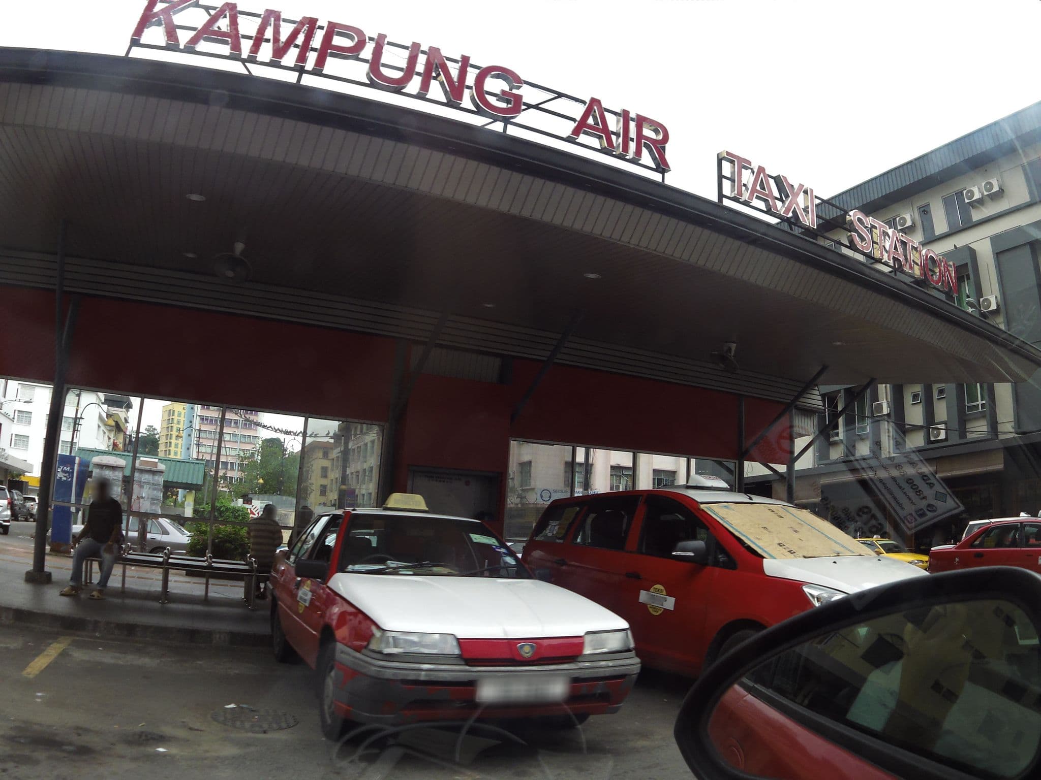 Street view near hotel traveler, Kota Kinabalu — © skillsy (CC BY-SA · Mapillary)