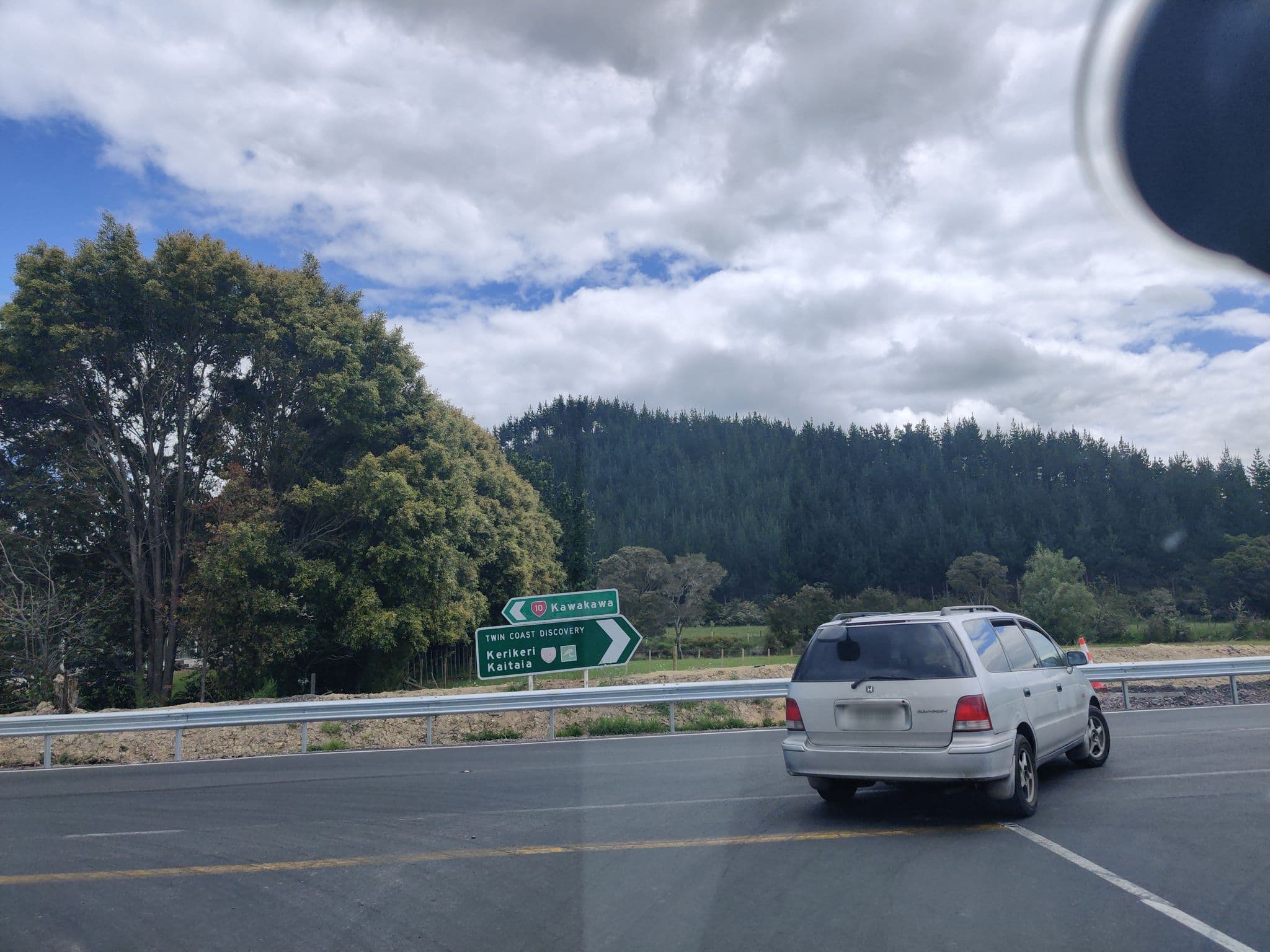 Street view near Bay of Islands Country Lodge Motel, Waimate North — © elphix (CC BY-SA · Mapillary)