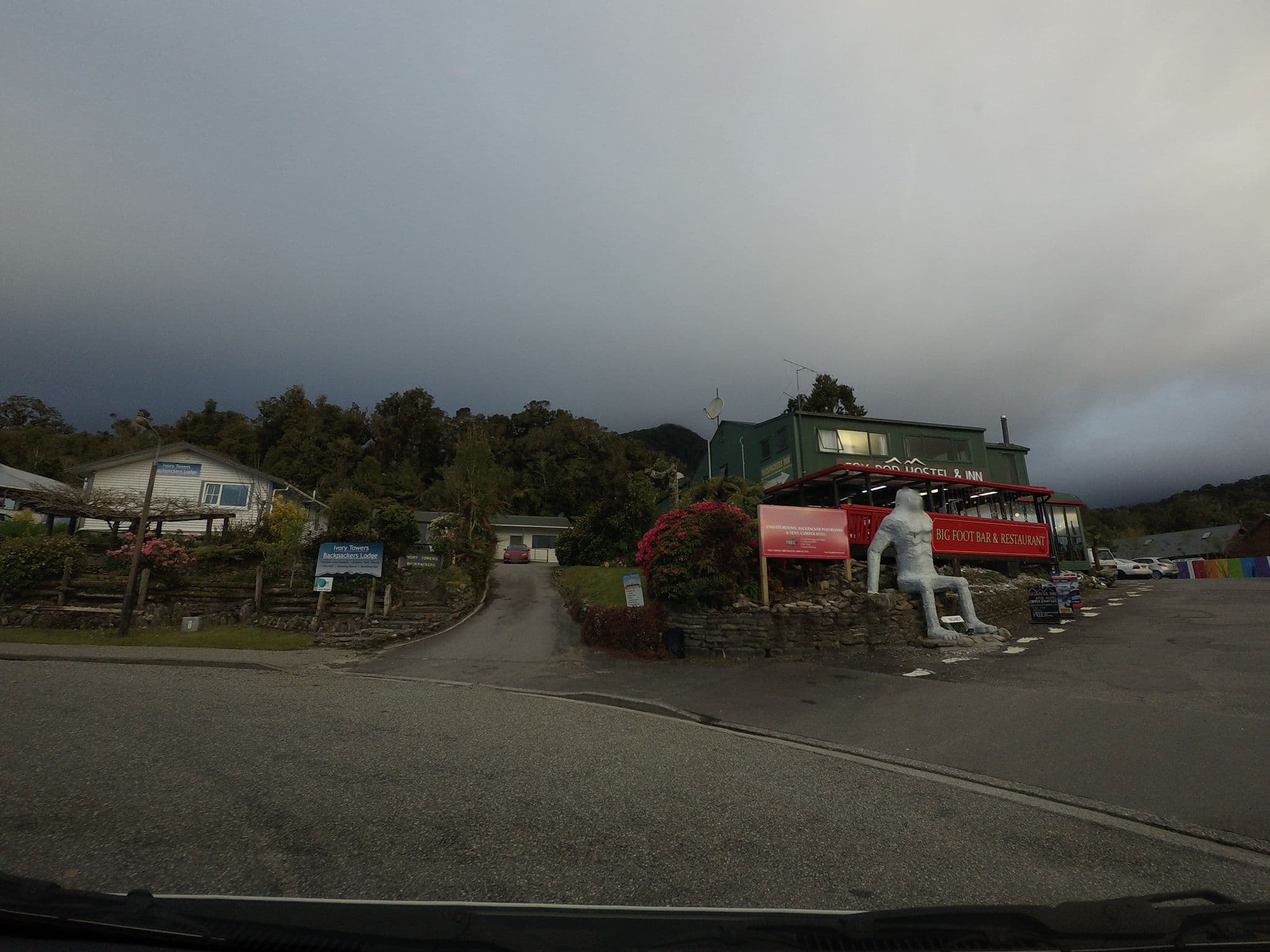 Street view near Ivory Towers Lodge, Waikowhai — © mishari (CC BY-SA · Mapillary)