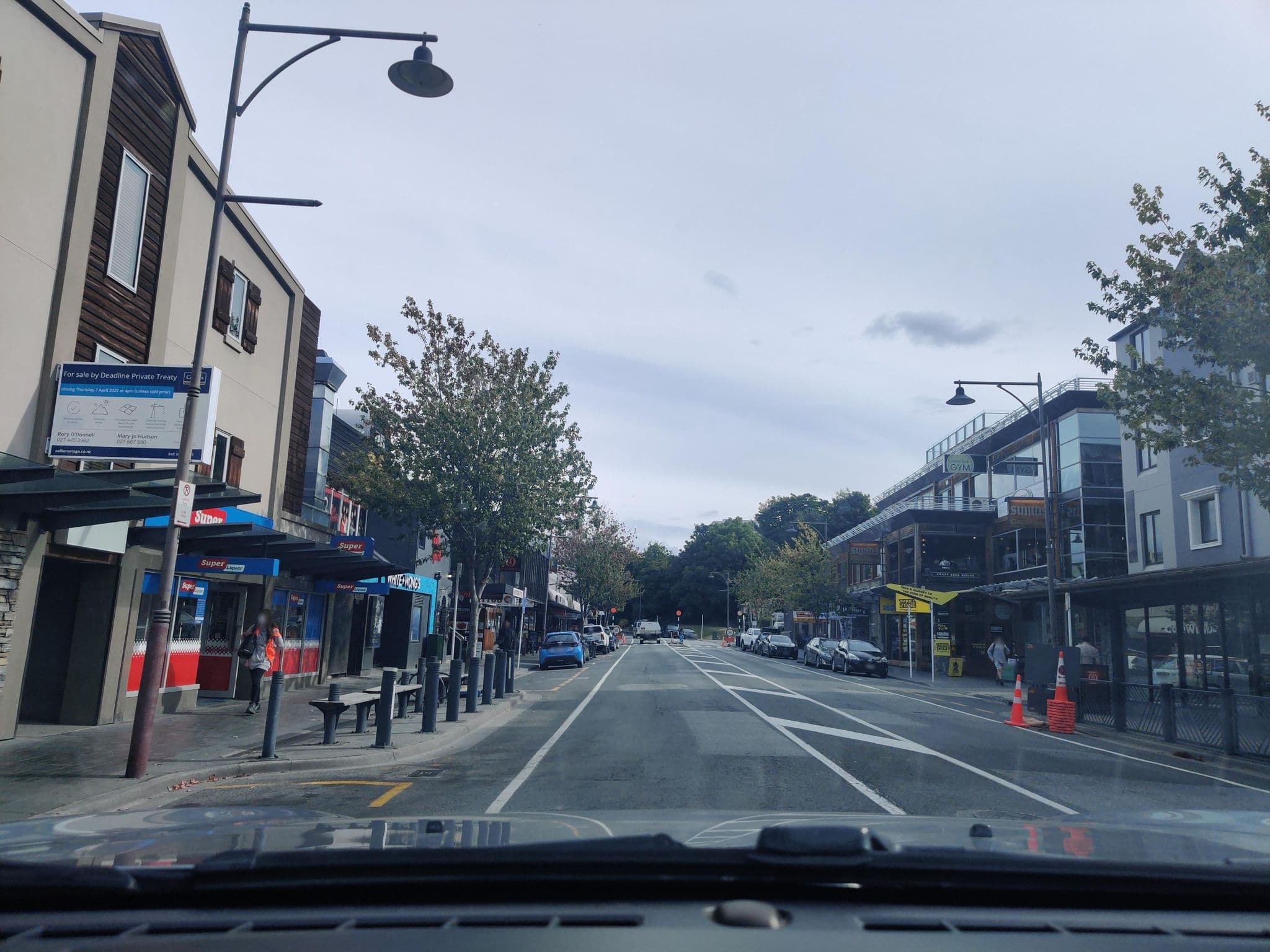 Street view near Base Backpackers Queenstown, Queenstown — © elphix (CC BY-SA · Mapillary)