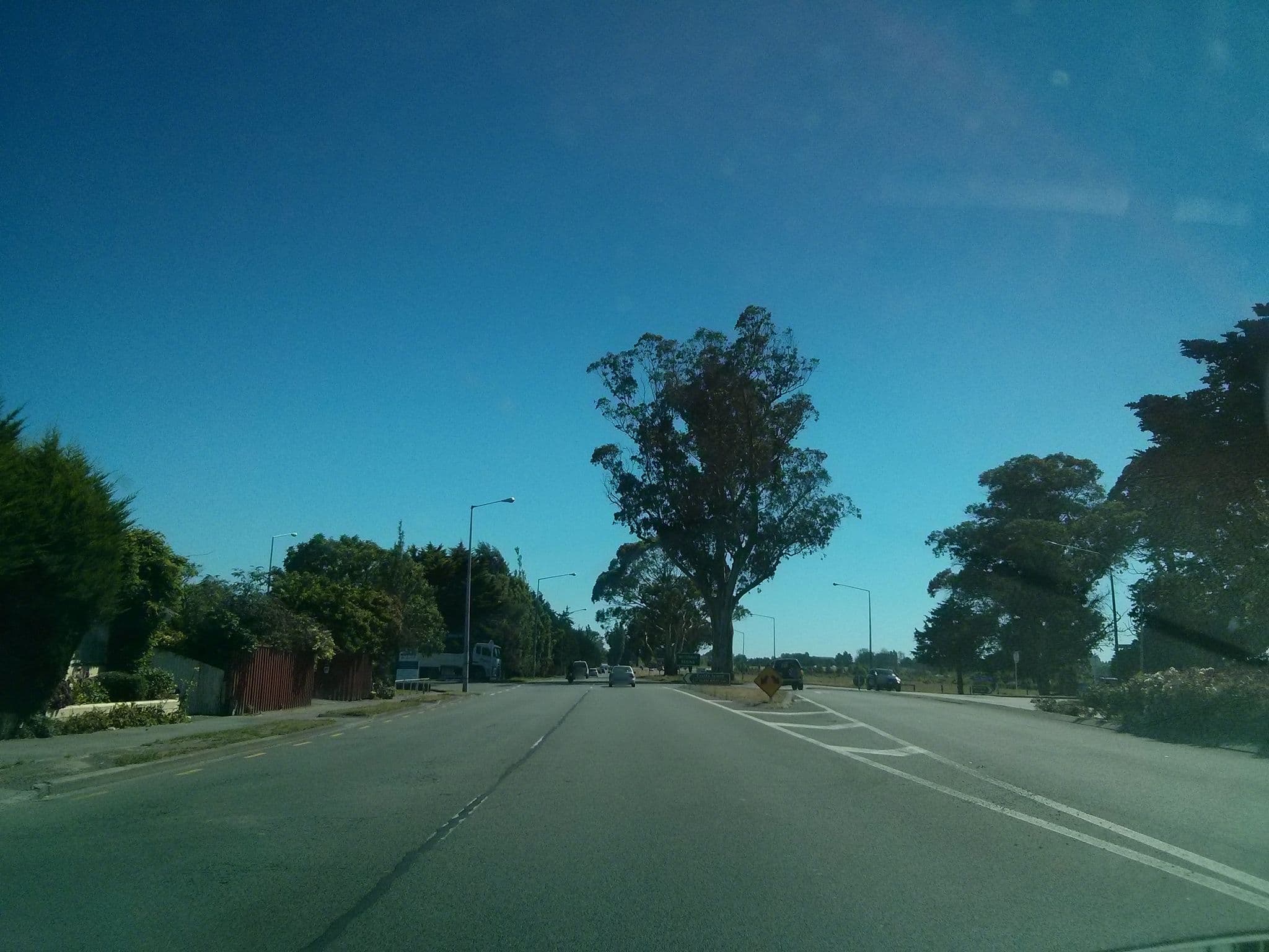 Street view near Belfast Tavern, Belfast — © hoodlum (CC BY-SA · Mapillary)