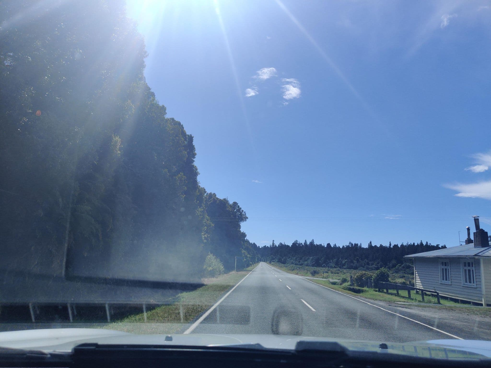 Street view near Mahitahi Lodge, Waikowhai — © elphix (CC BY-SA · Mapillary)
