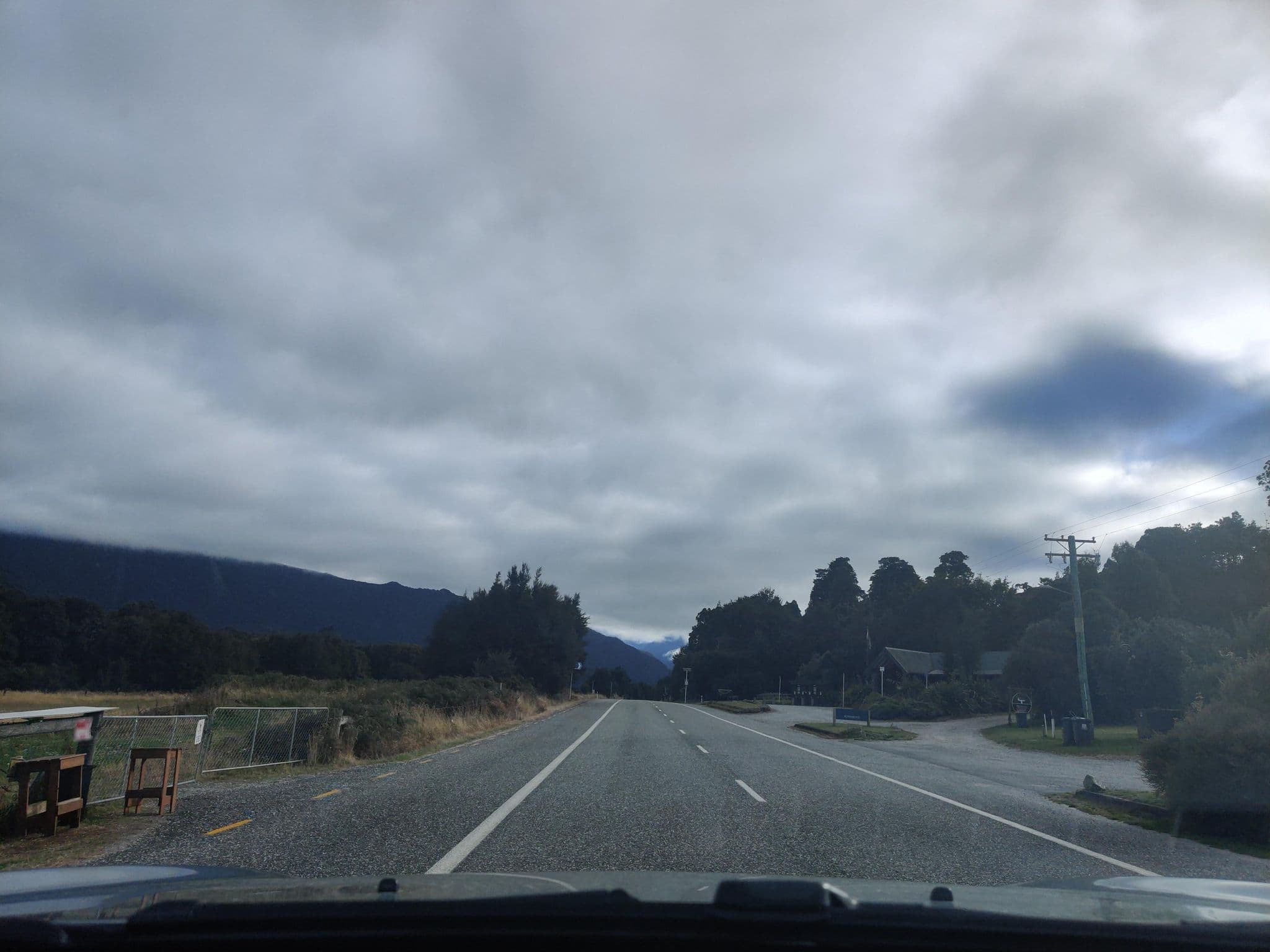 Street view near Wonderland Makarora Lodge, Lake Hawea — © elphix (CC BY-SA · Mapillary)