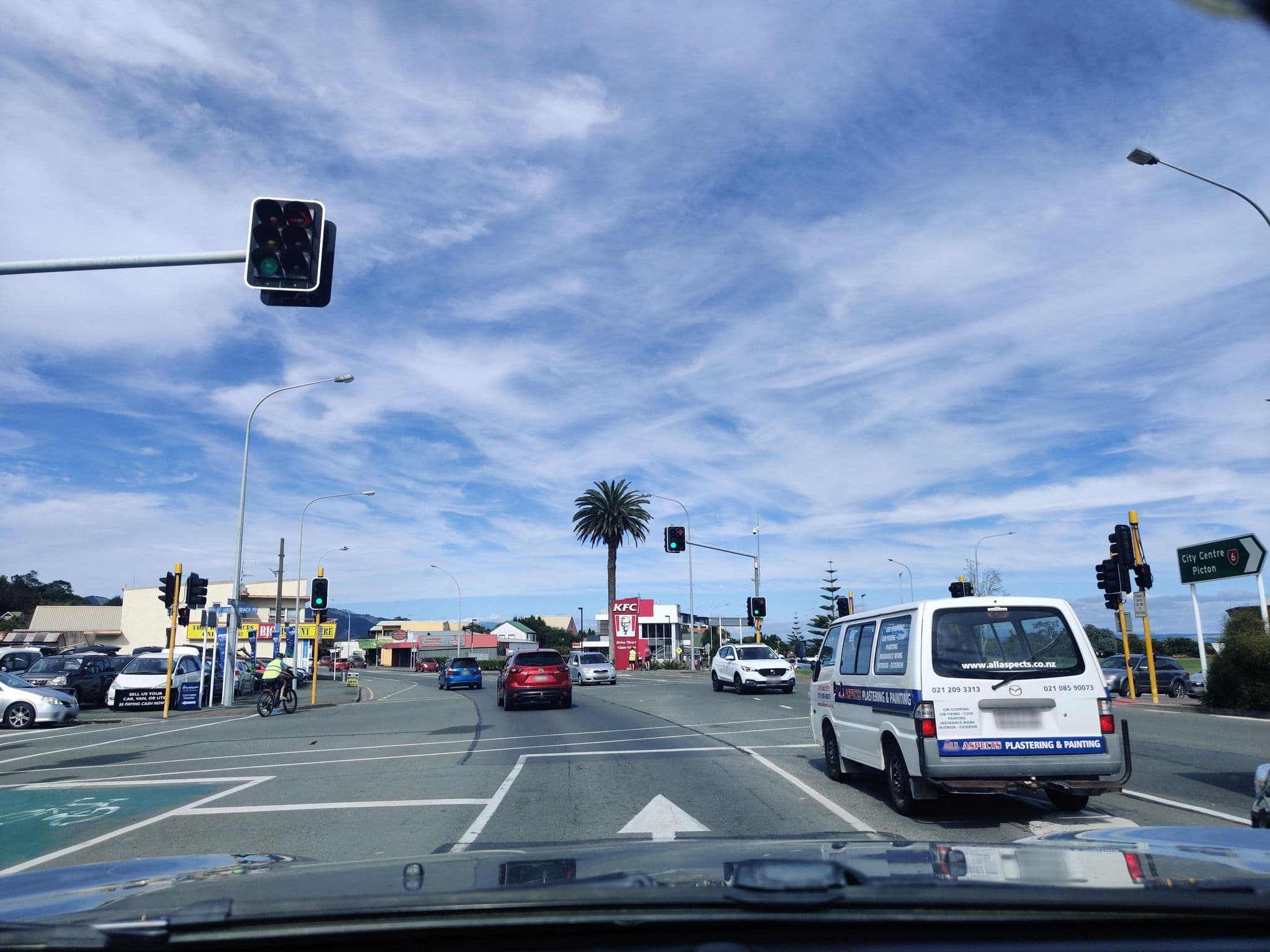 Street view near Te Nikau Retreat, Moana — © elphix (CC BY-SA · Mapillary)
