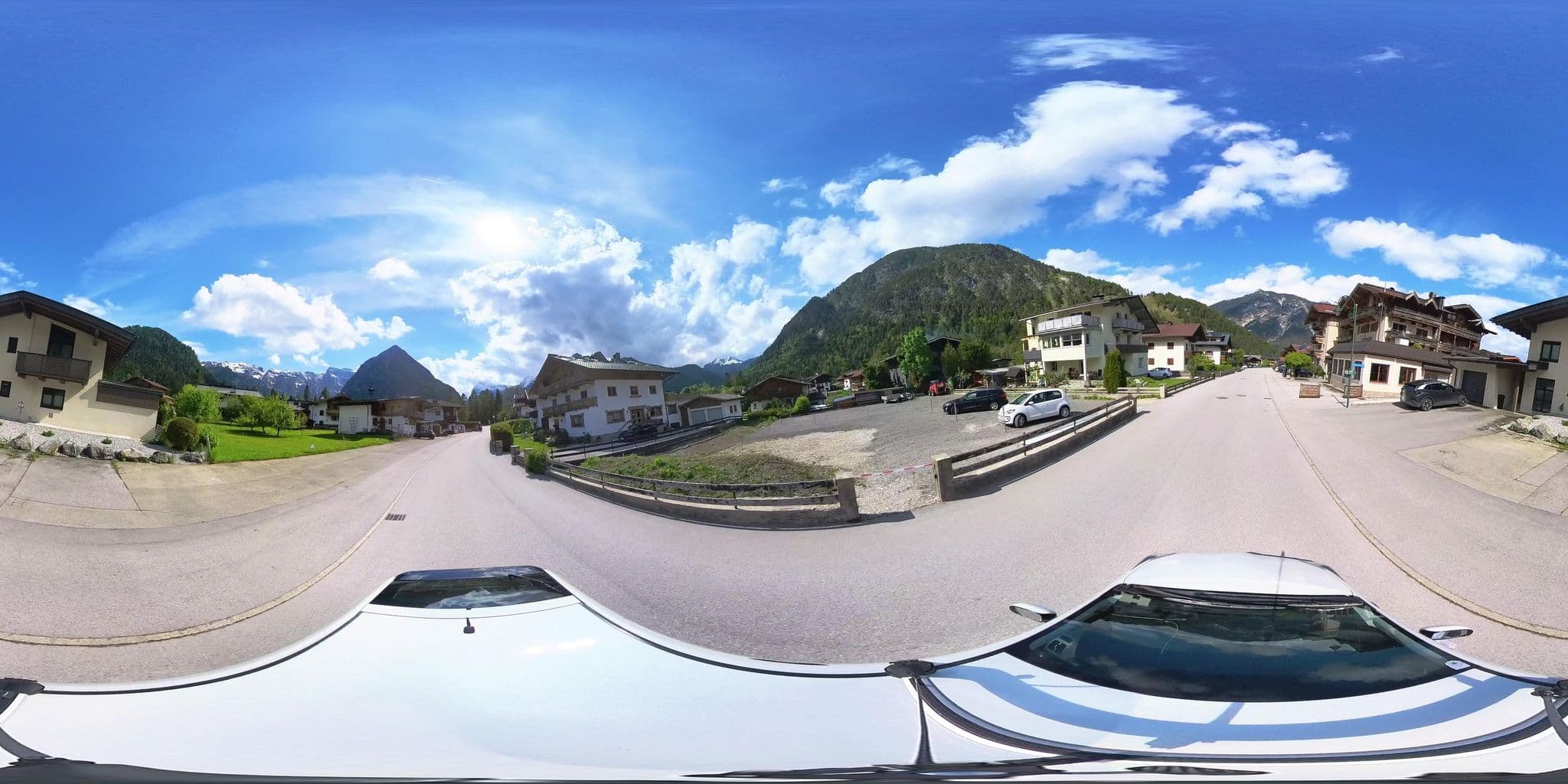 Street view near Haus Maria, Maurach