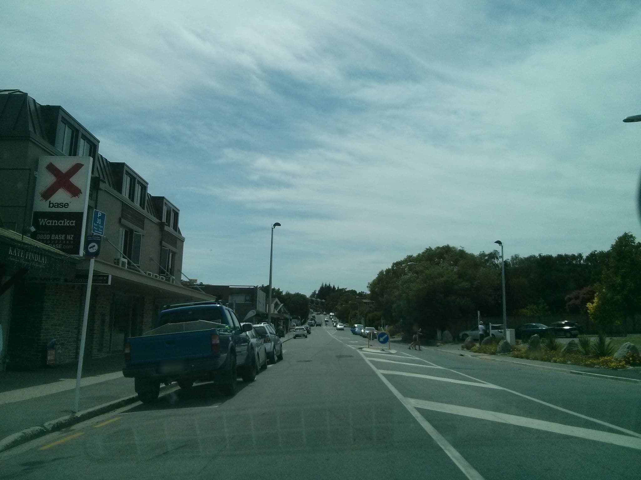 Street view near Base Backpackers Hostel, Wanaka — © hoodlum (CC BY-SA · Mapillary)