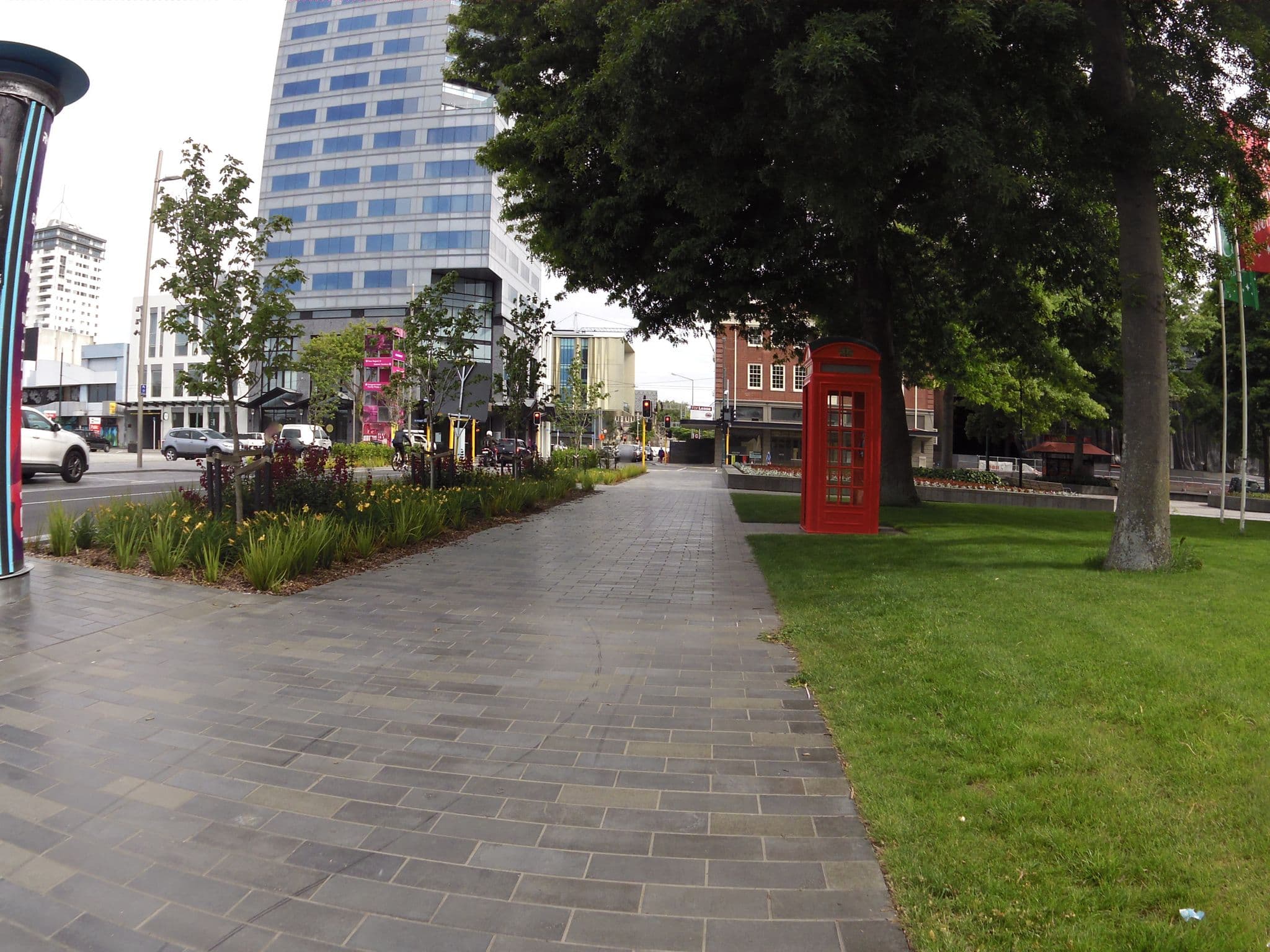 Street view near Copthorne Hotel Central (Christchurch), Christchurch — © skillsy (CC BY-SA · Mapillary)