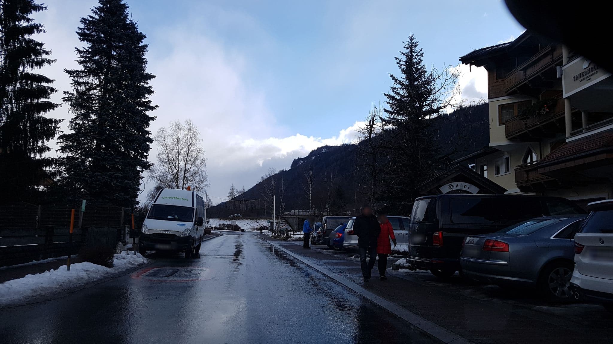 Street view near Smaragdhotel Tauernblick, Bramberg am Wildkogel — © dsmm (CC BY-SA · Mapillary)
