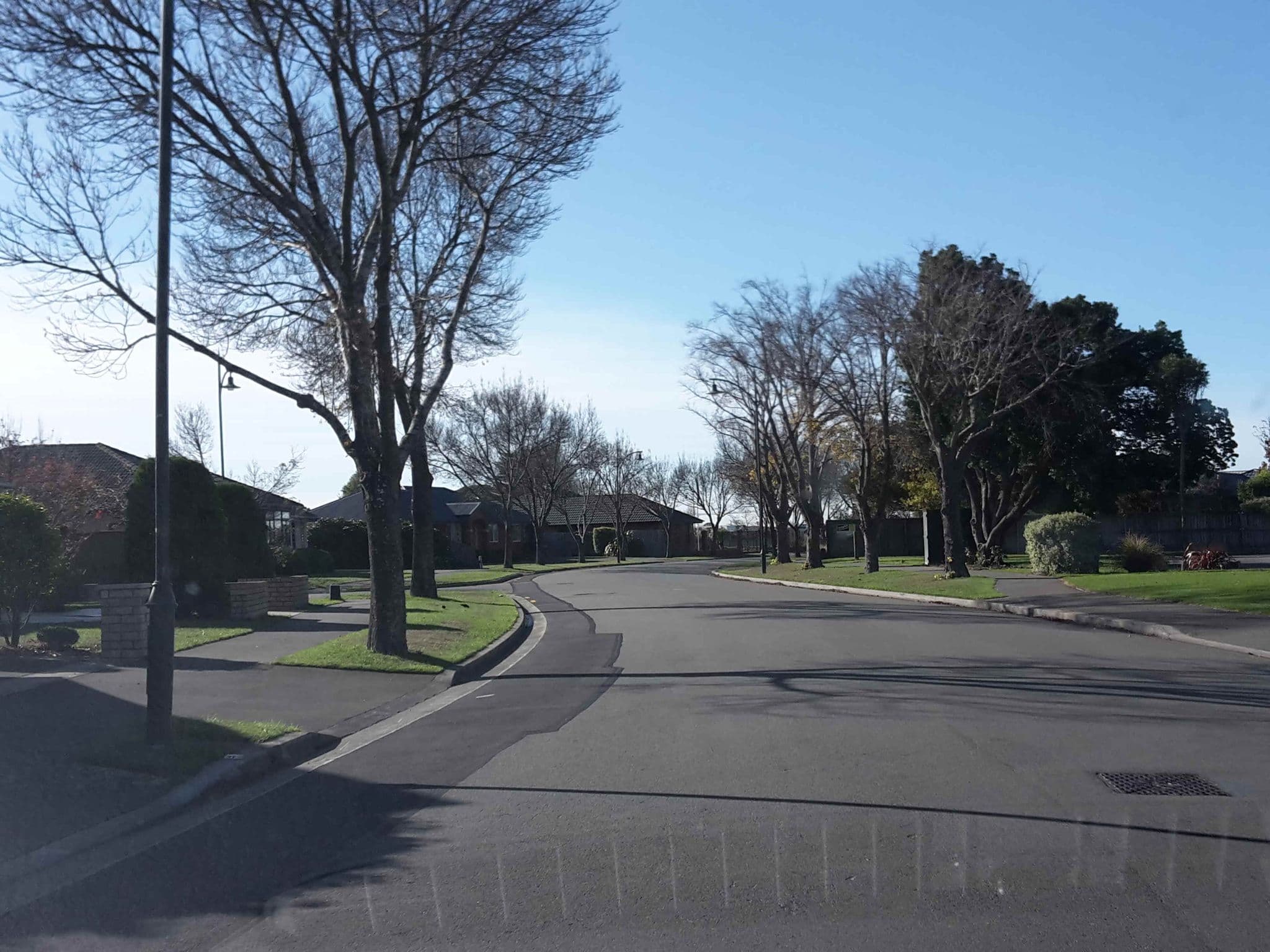 Street view near Wigram Manor, Wigram — © hoodlum (CC BY-SA · Mapillary)