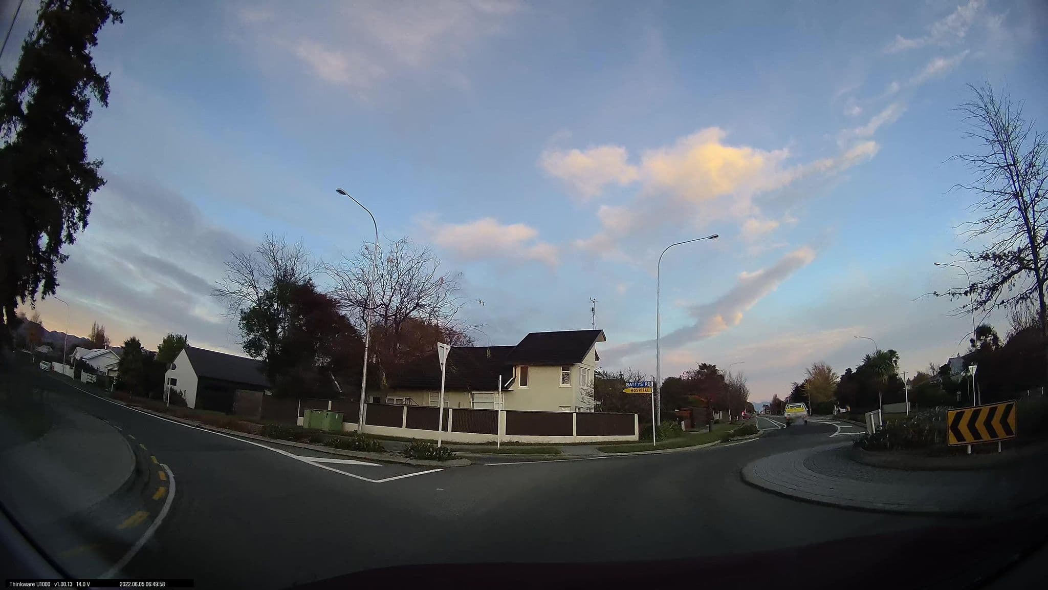 Street view near Alpine Motel, Springlands — © maxim752 (CC BY-SA · Mapillary)