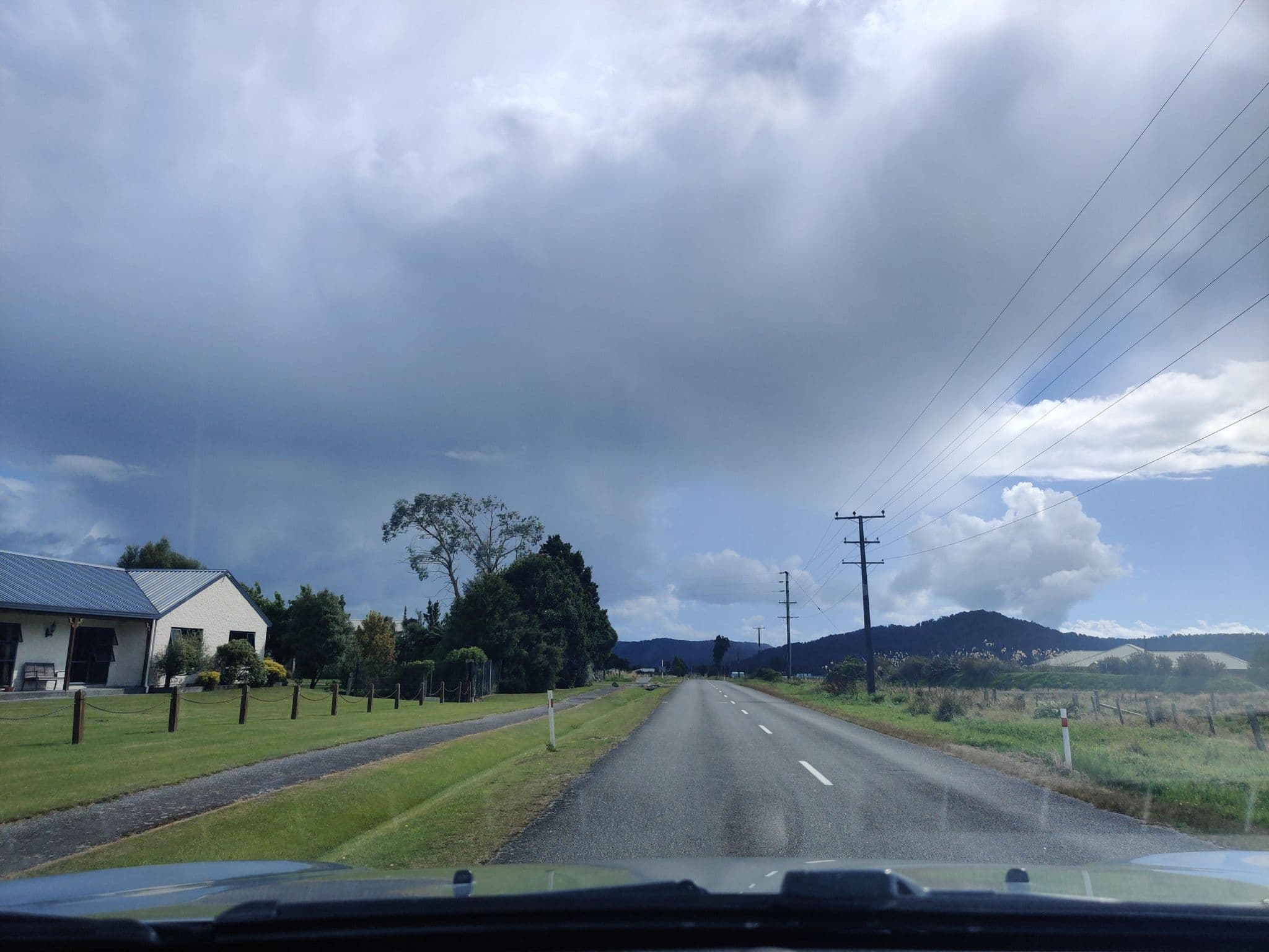 Street view near Mt Cook View Motel, Waikowhai — © elphix (CC BY-SA · Mapillary)