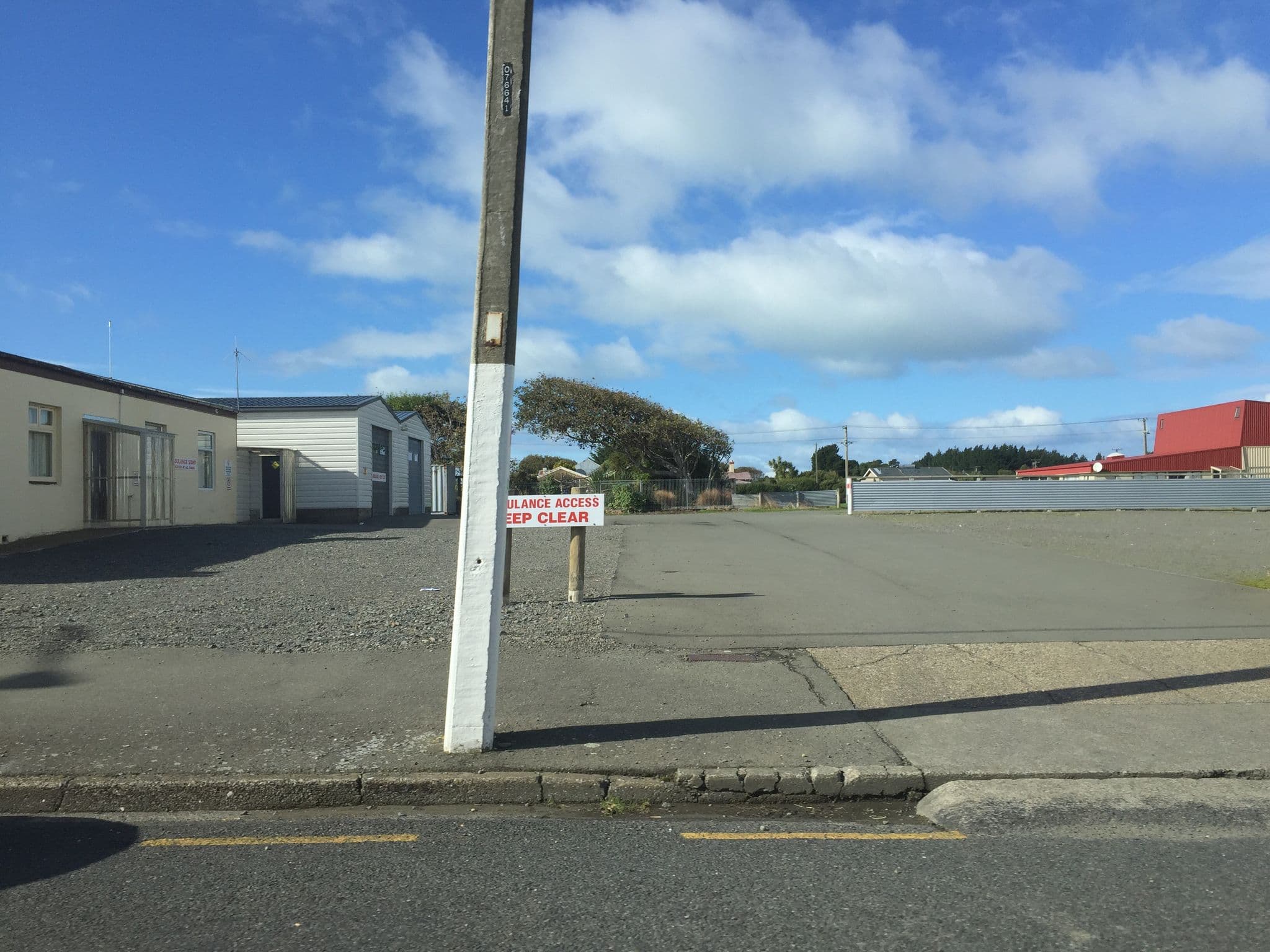 Street view near The Globe Hotel, Riverton — © reposr (CC BY-SA · Mapillary)