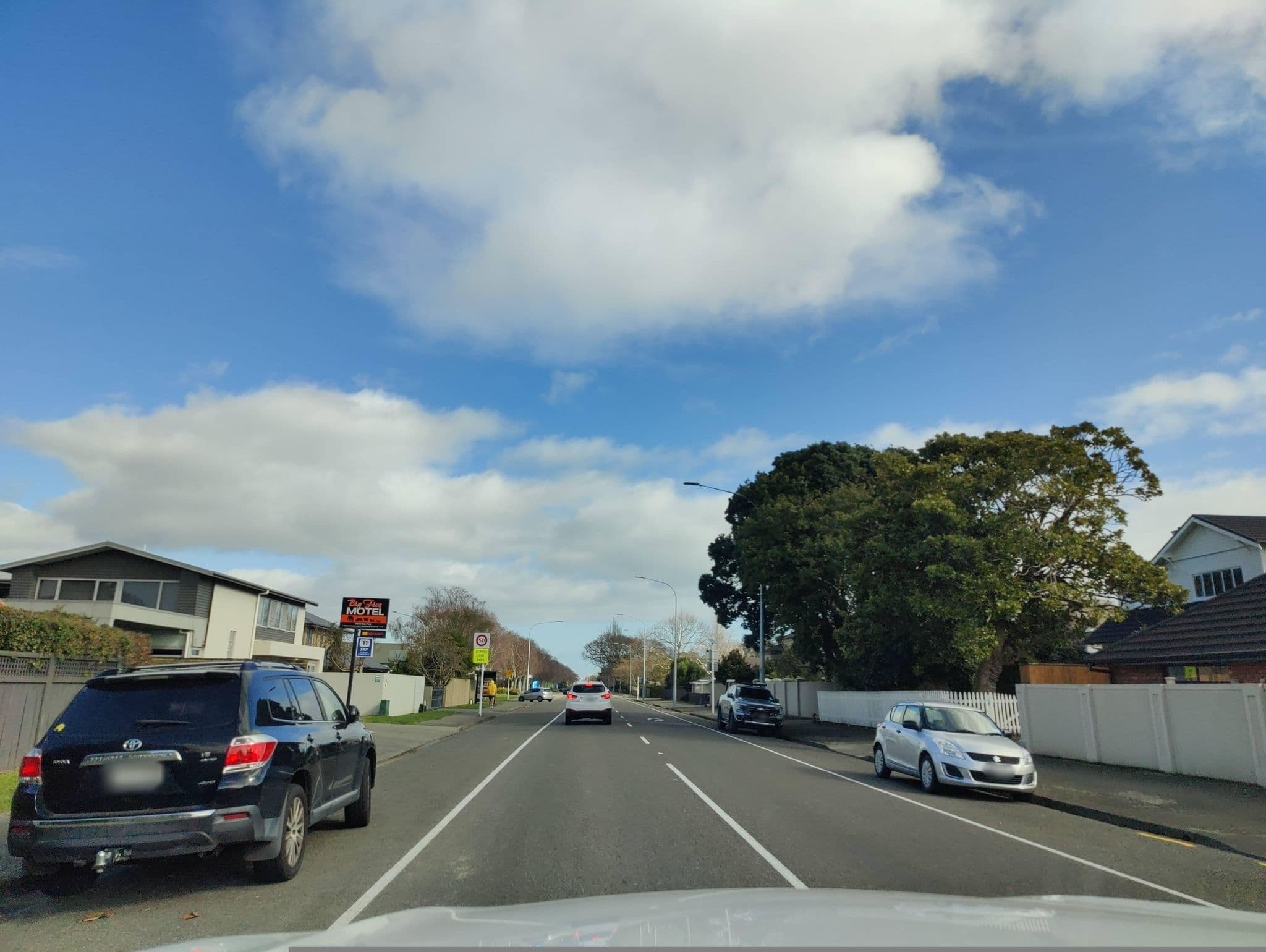 Street view near Big Five Motel Palmerston North, Palmerston North — © elphix (CC BY-SA · Mapillary)