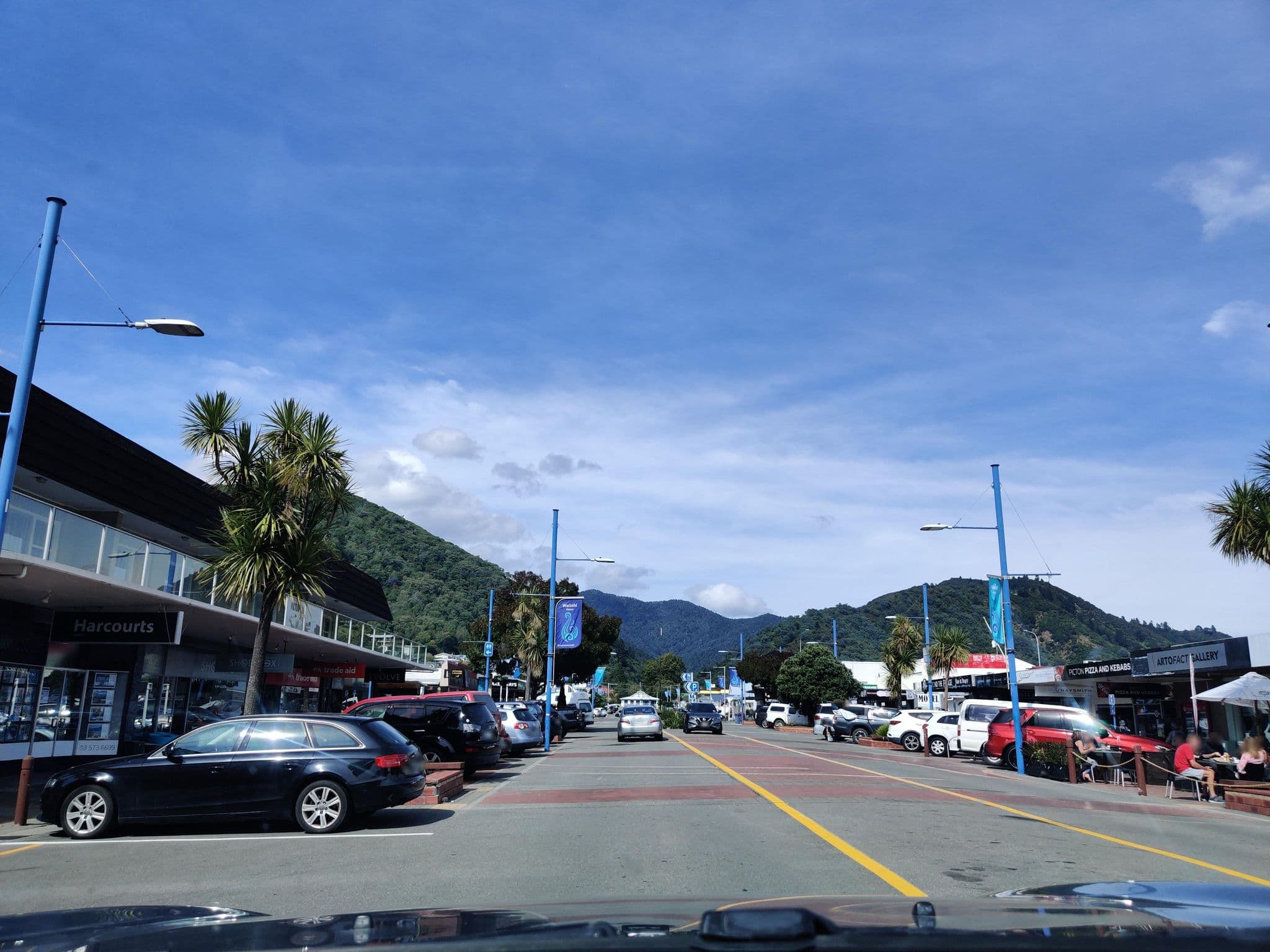 Street view near Picton Accommodation Gateway Motel, Picton — © elphix (CC BY-SA · Mapillary)