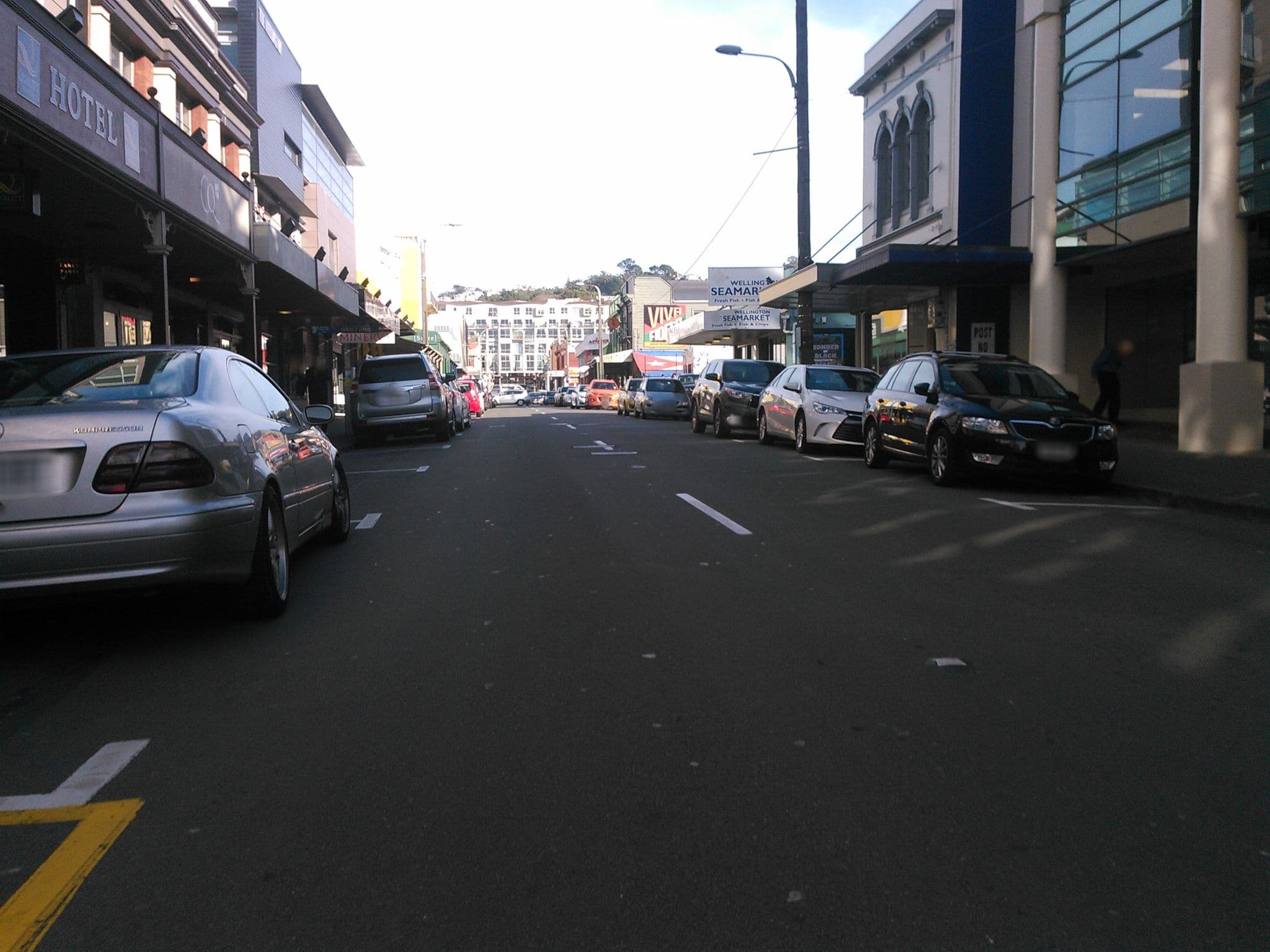 Street view near Comfort Hotel, Te Aro — © weiji14 (CC BY-SA · Mapillary)