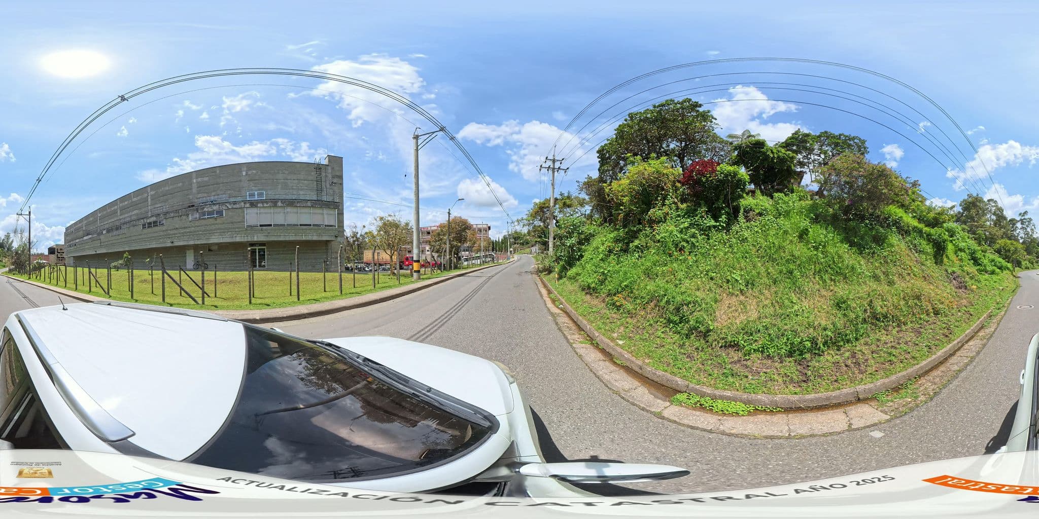 Street view near Hollywood Paradise Hotel, Rionegro — © CMPCONSULTORIA (CC BY-SA · Mapillary)