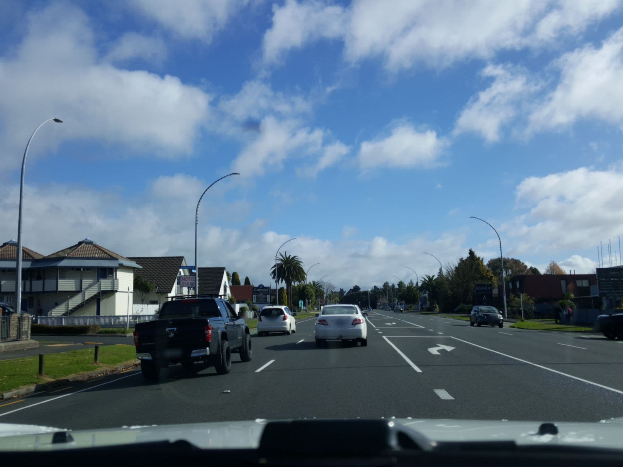 Street view near Bavaria Motel Hamilton, Hamilton West — © elphix (CC BY-SA · Mapillary)