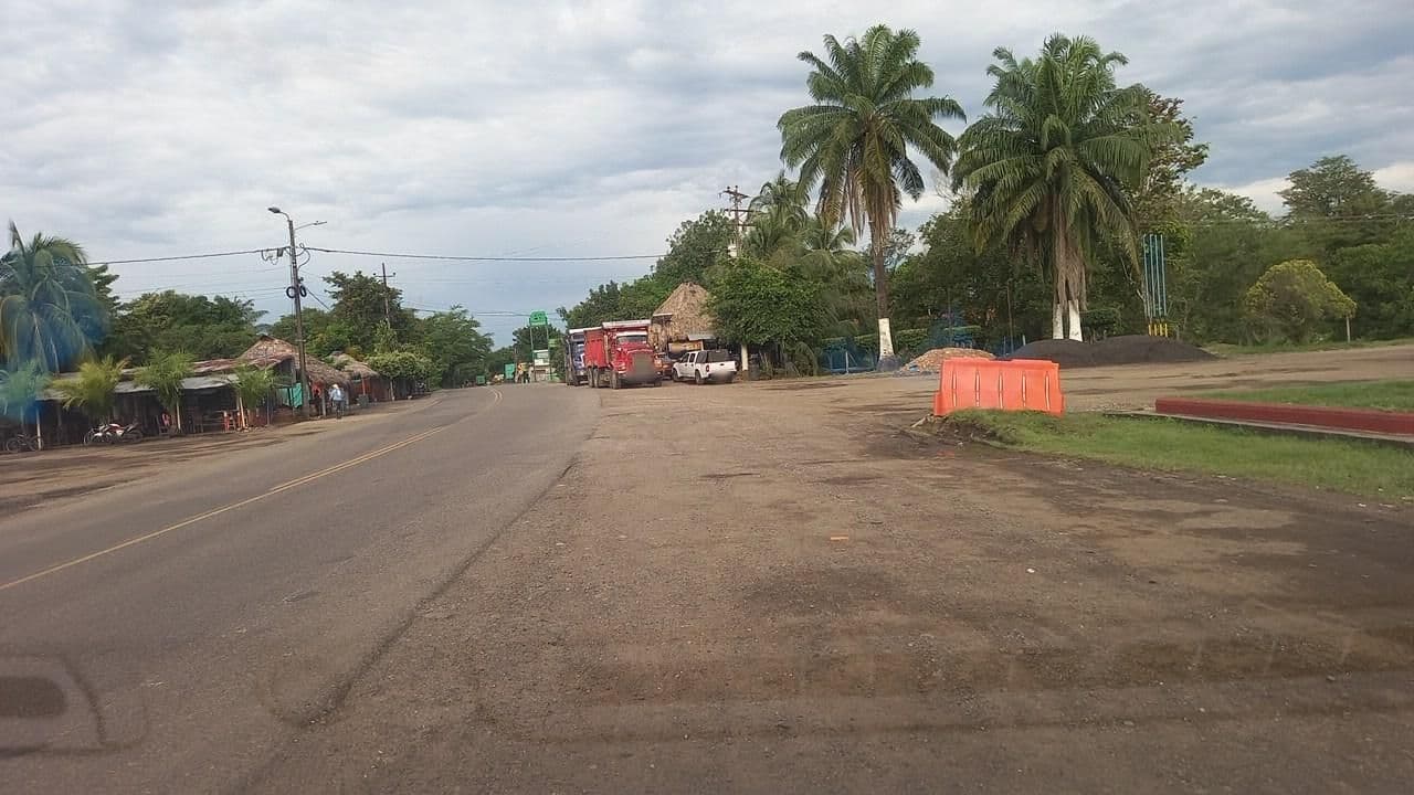 Street view near Hotel Arizona, Puerto Parra — © cesarcortes (CC BY-SA · Mapillary)