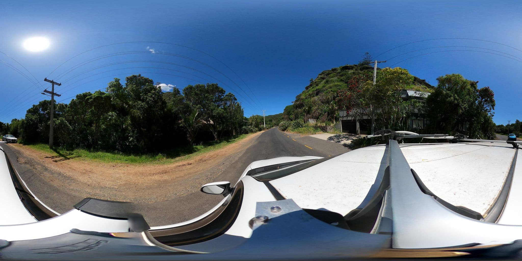 Street view near Piha Beachstay, Piha — © ralley (CC BY-SA · Mapillary)