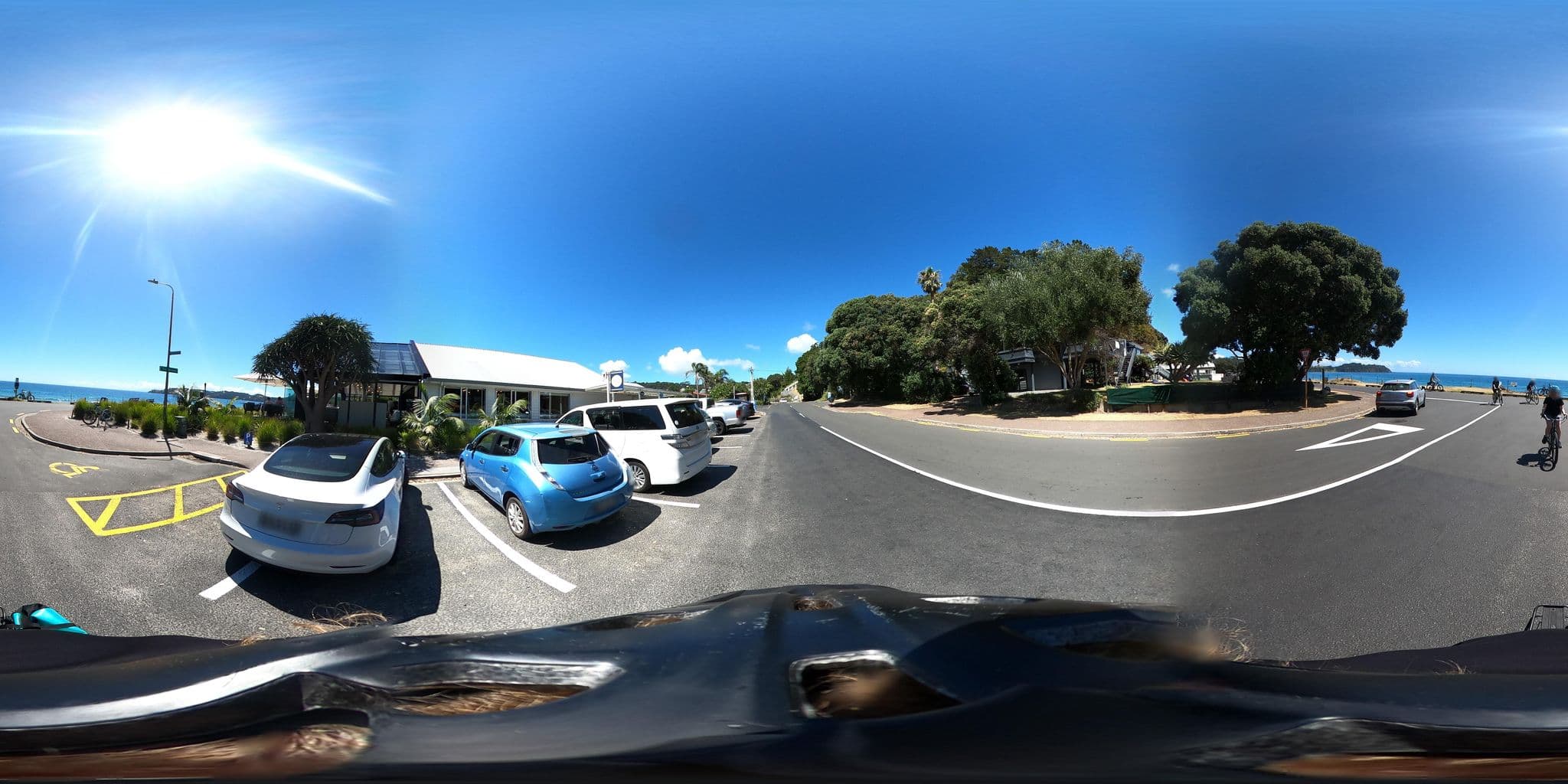 Street view near the langham hotel, Ostend — © bede (CC BY-SA · Mapillary)