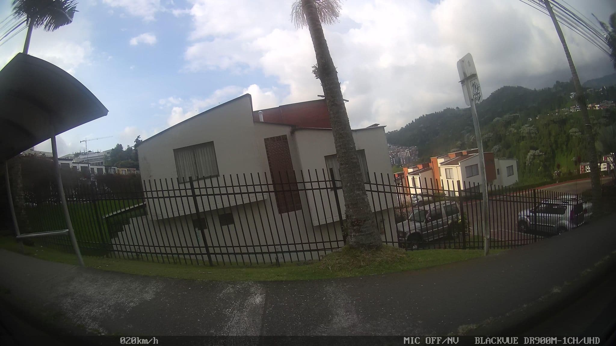 Street view near Regina, Manizales — © kaart_2 (CC BY-SA · Mapillary)