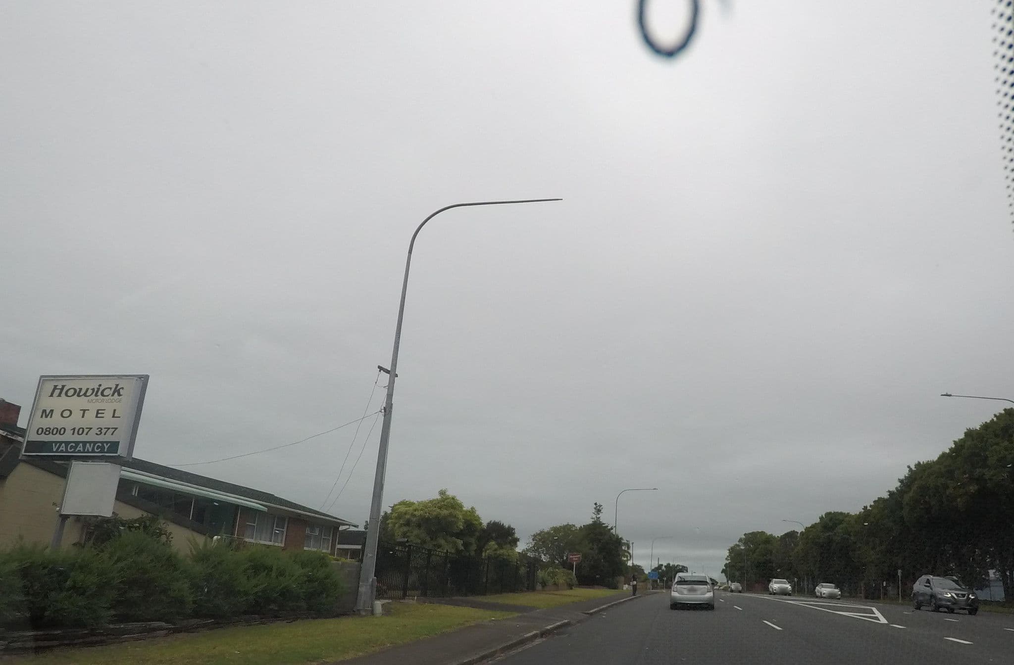 Street view near Kowhai Motel, Botany Downs — © ralley (CC BY-SA · Mapillary)