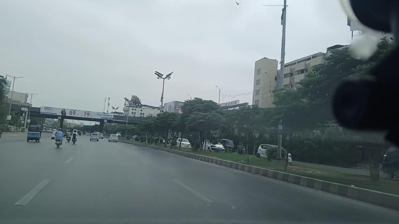 Street view near Mashaallah Hotel, Pakistan Employees Cooperative Housing Society — © roadroid (CC BY-SA · Mapillary)