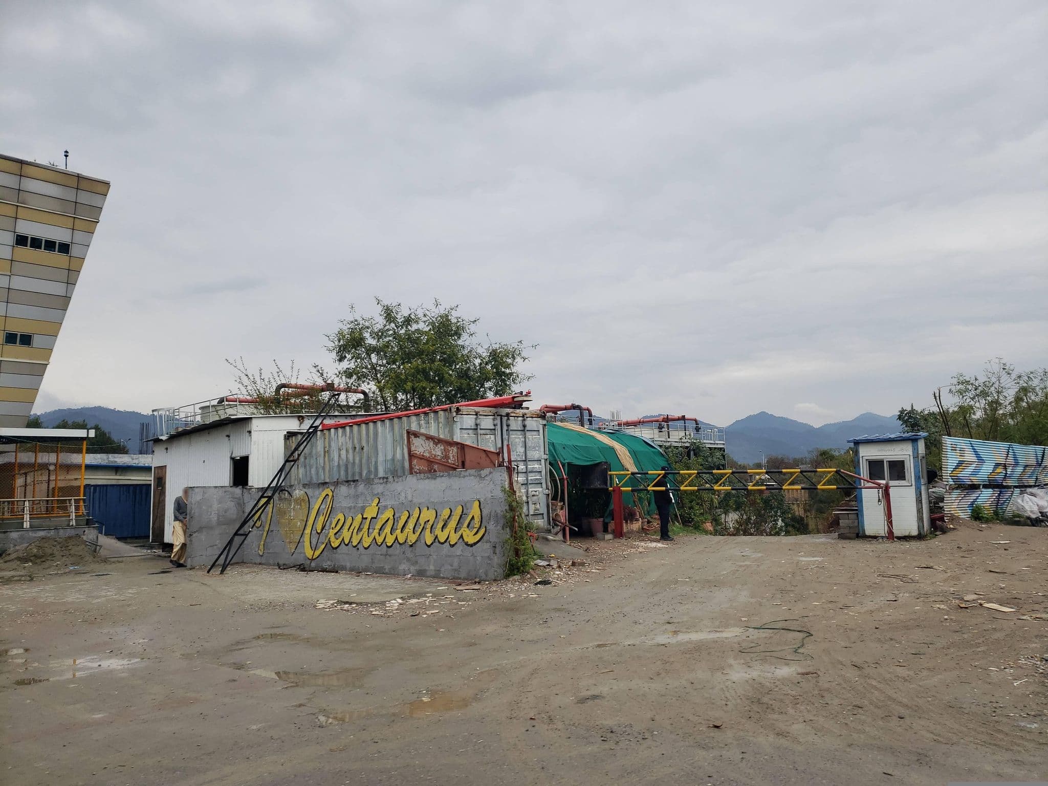 Street view near comfort inn, Islamabad — © mapfool (CC BY-SA · Mapillary)