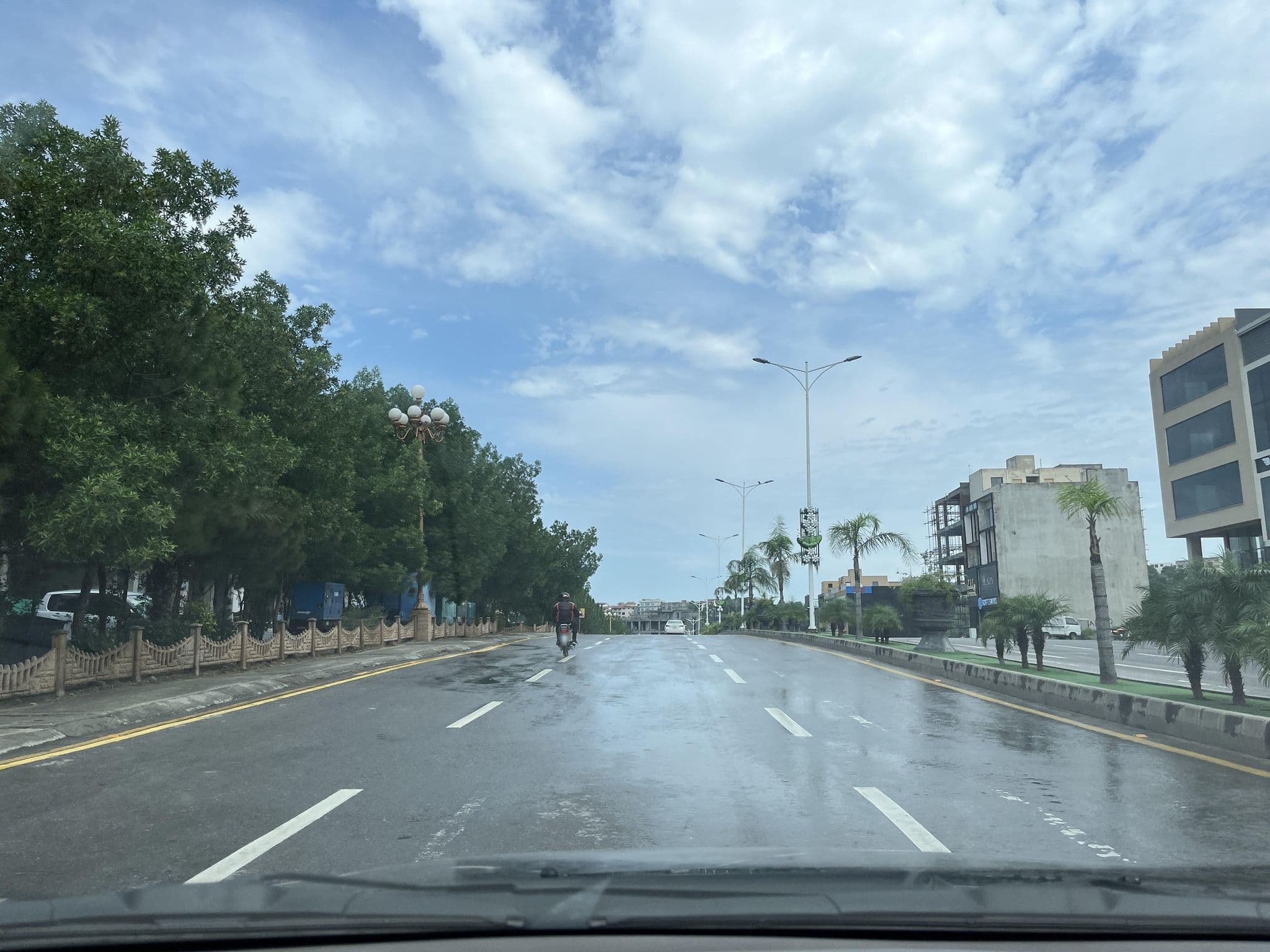 Street view near Space Suits, Rawalpindi — © masterofnoroad (CC BY-SA · Mapillary)