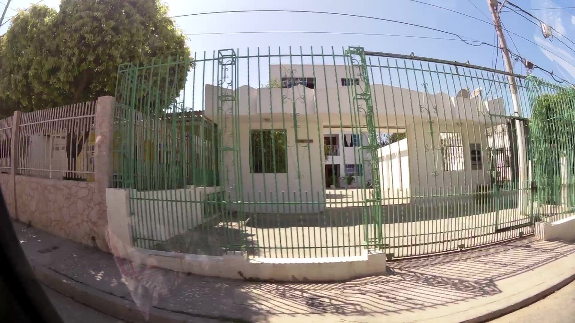 Street view near Arakuri house, Cartagena