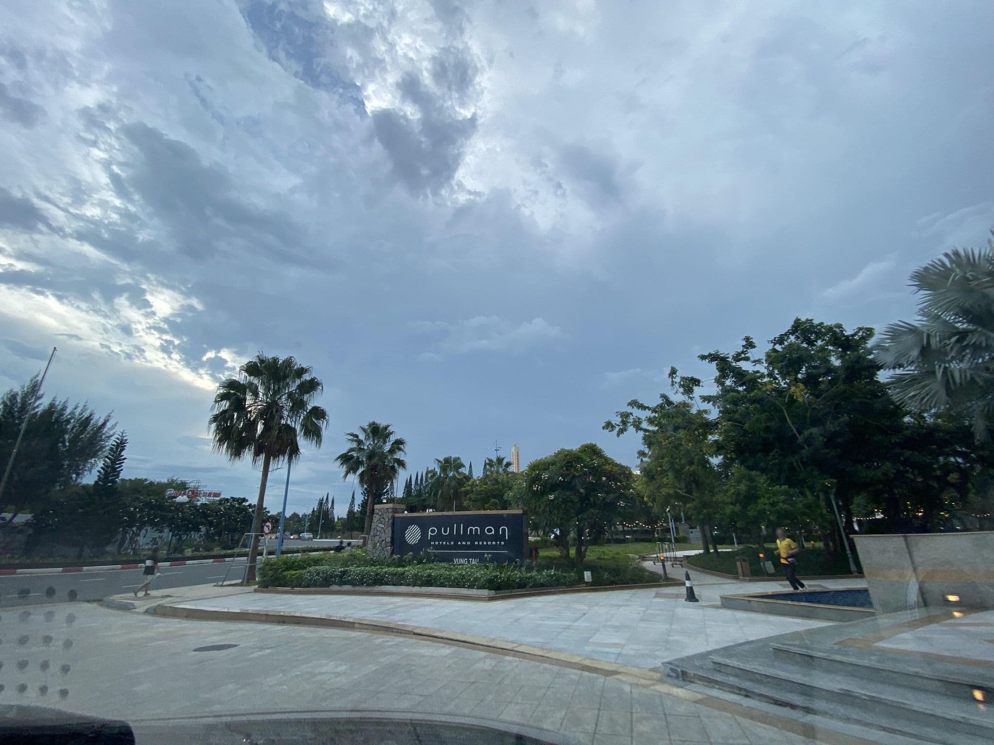 Street view near Phuc Dat Hotel, Vũng Tàu — © DriveWithHoang (CC BY-SA · Mapillary)