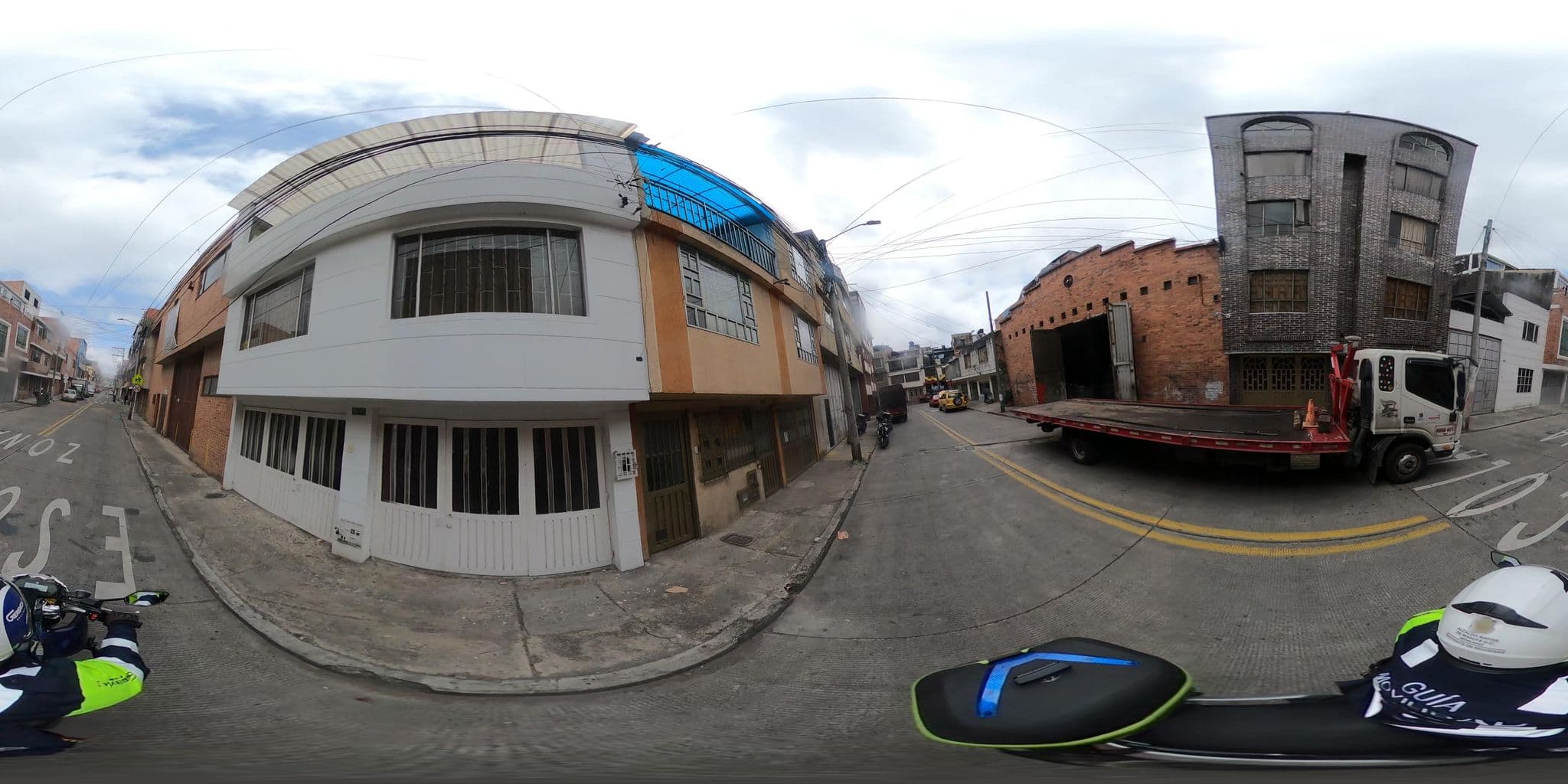 Street view near Habitaciones C&S, Funza — © rbolivar (CC BY-SA · Mapillary)
