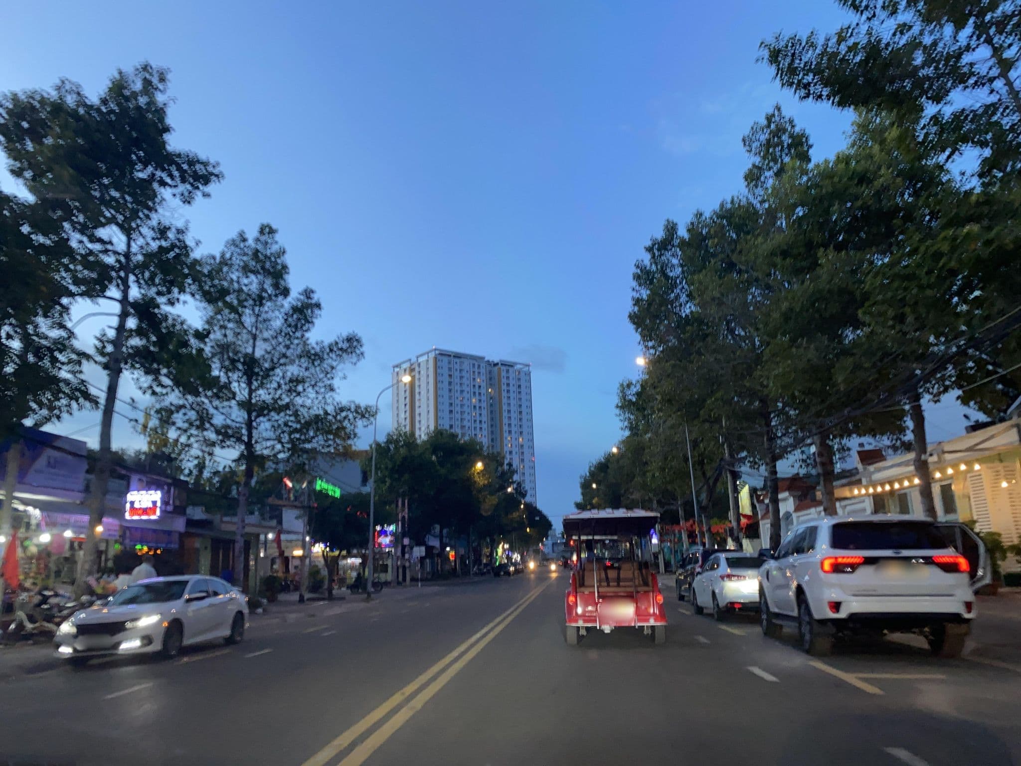 Street view near Sea House Apartment & Hotel, Vũng Tàu — © DriveWithHoang (CC BY-SA · Mapillary)