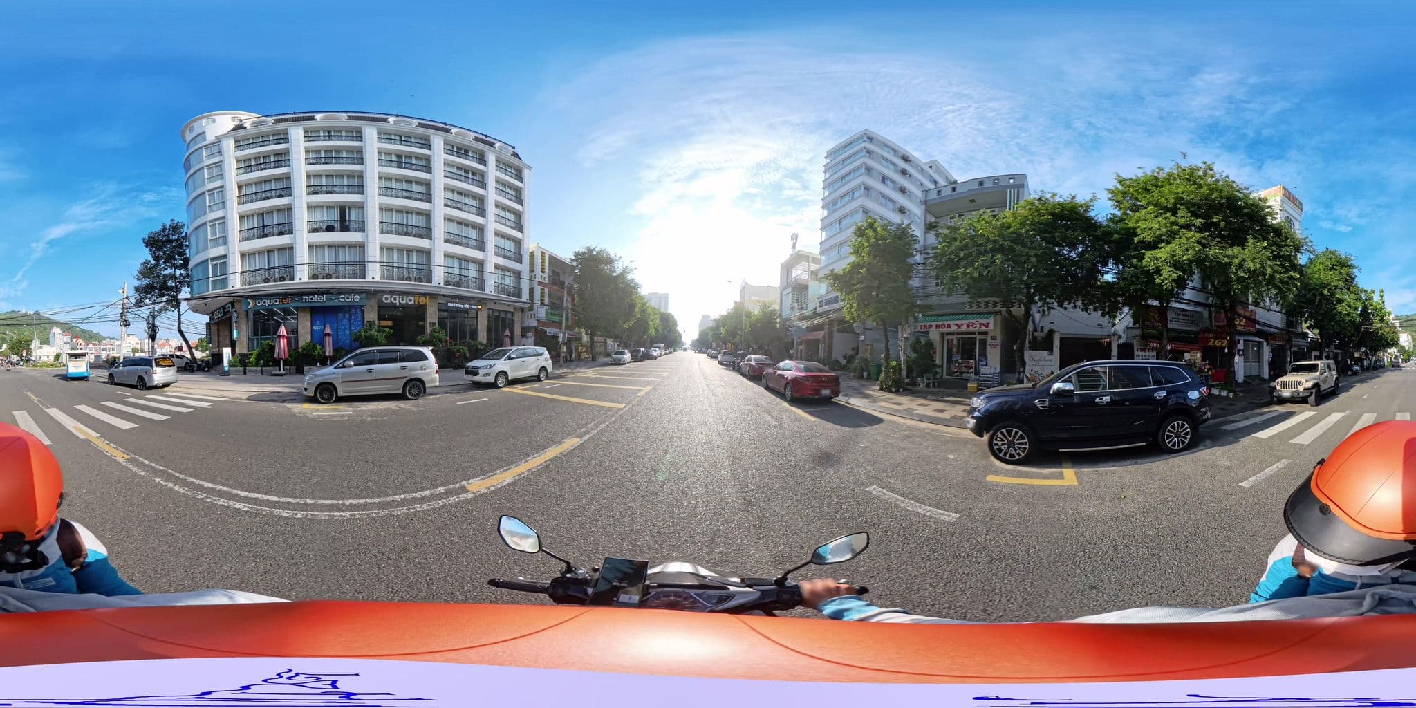 Street view near Blue Sky Hotel, Vũng Tàu — © lyduchuy (CC BY-SA · Mapillary)