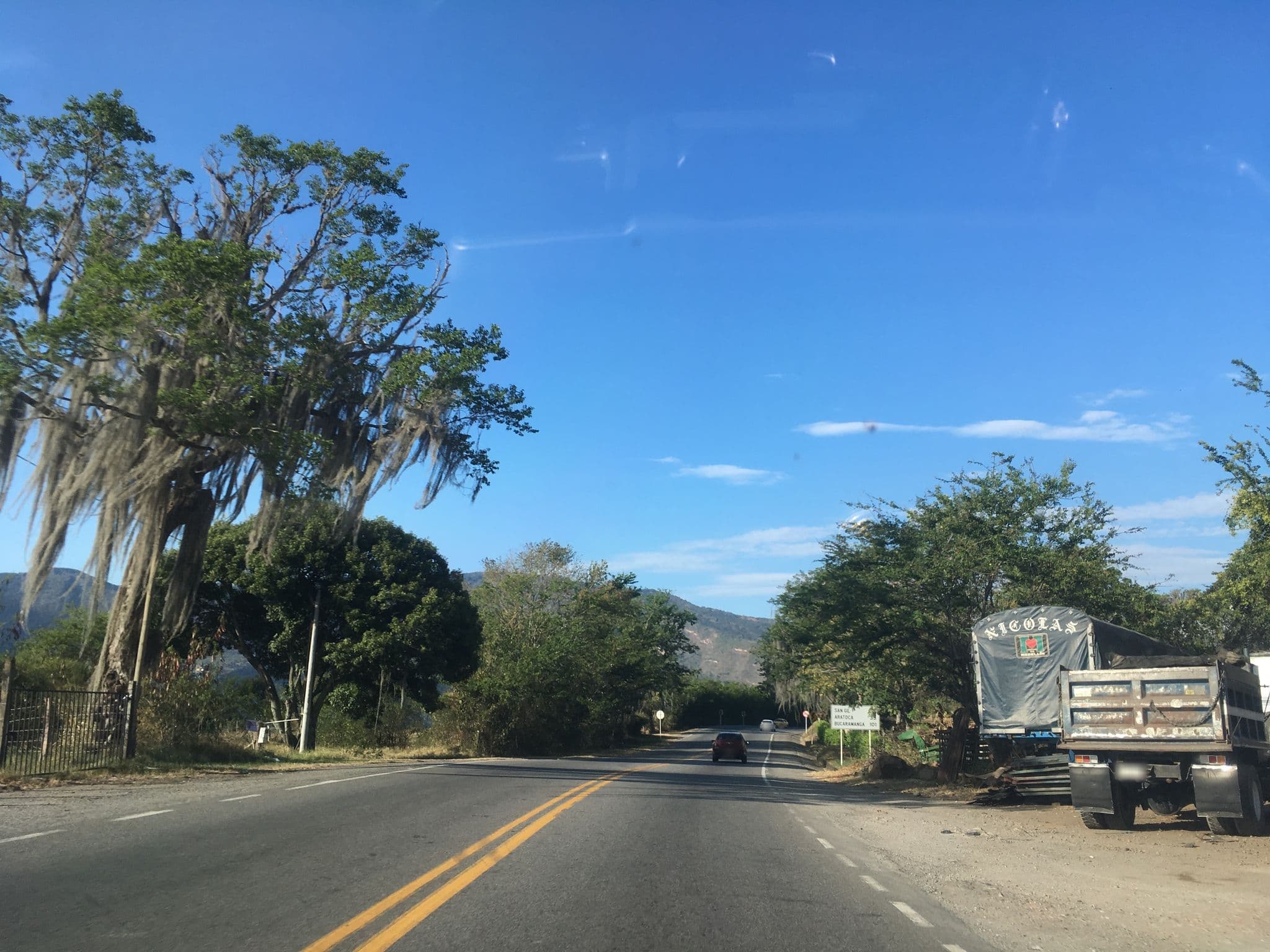 Street view near Hospedaje El Copey, San Gil — © nicovargas (CC BY-SA · Mapillary)