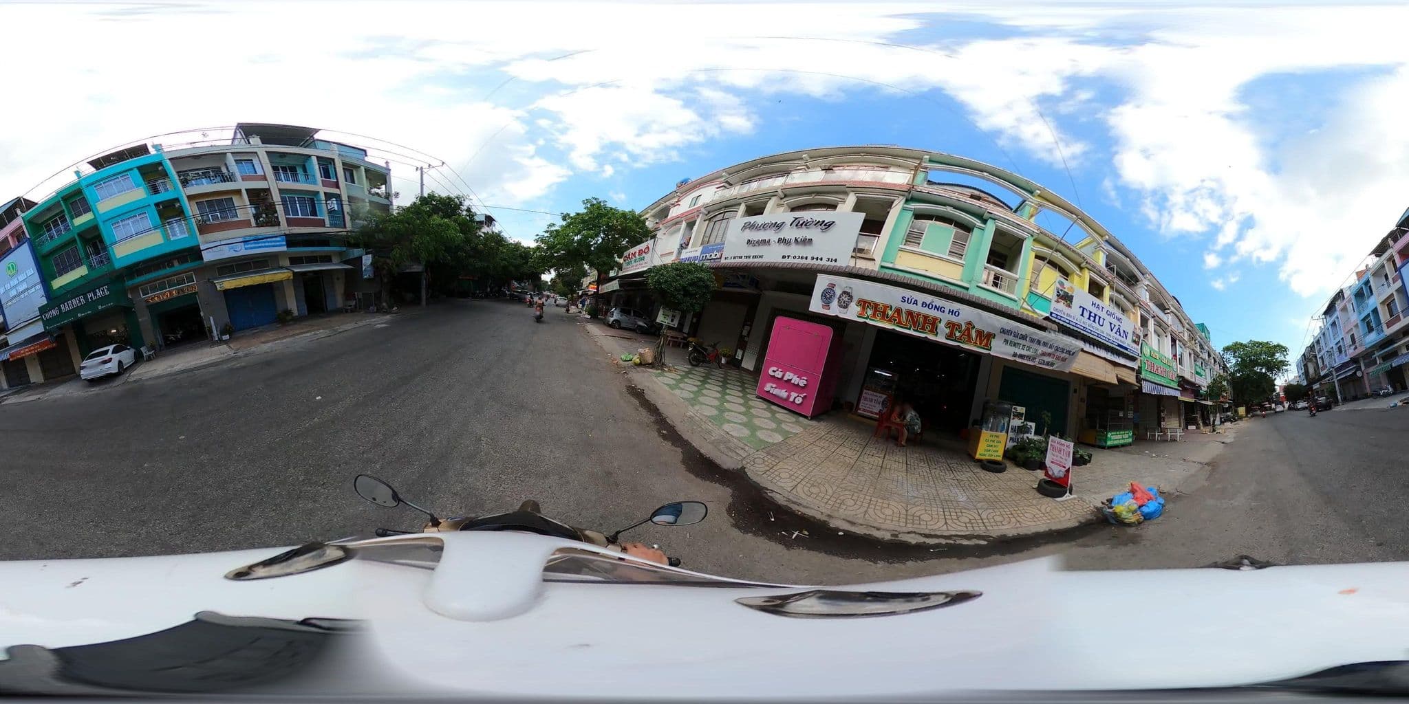Street view near Hoang Gia II, Rạch Giá — © bemaps_1pd (CC BY-SA · Mapillary)