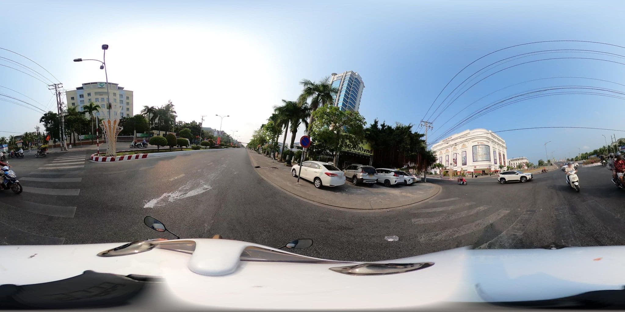 Street view near Sea Light Hotel, Rạch Giá — © bemaps_1pd (CC BY-SA · Mapillary)