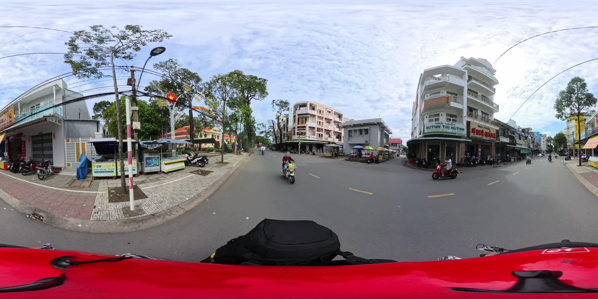 Street view near Gia Hoà 2 Hotel, Trà Vinh — © Slucchesi (CC BY-SA · Mapillary)