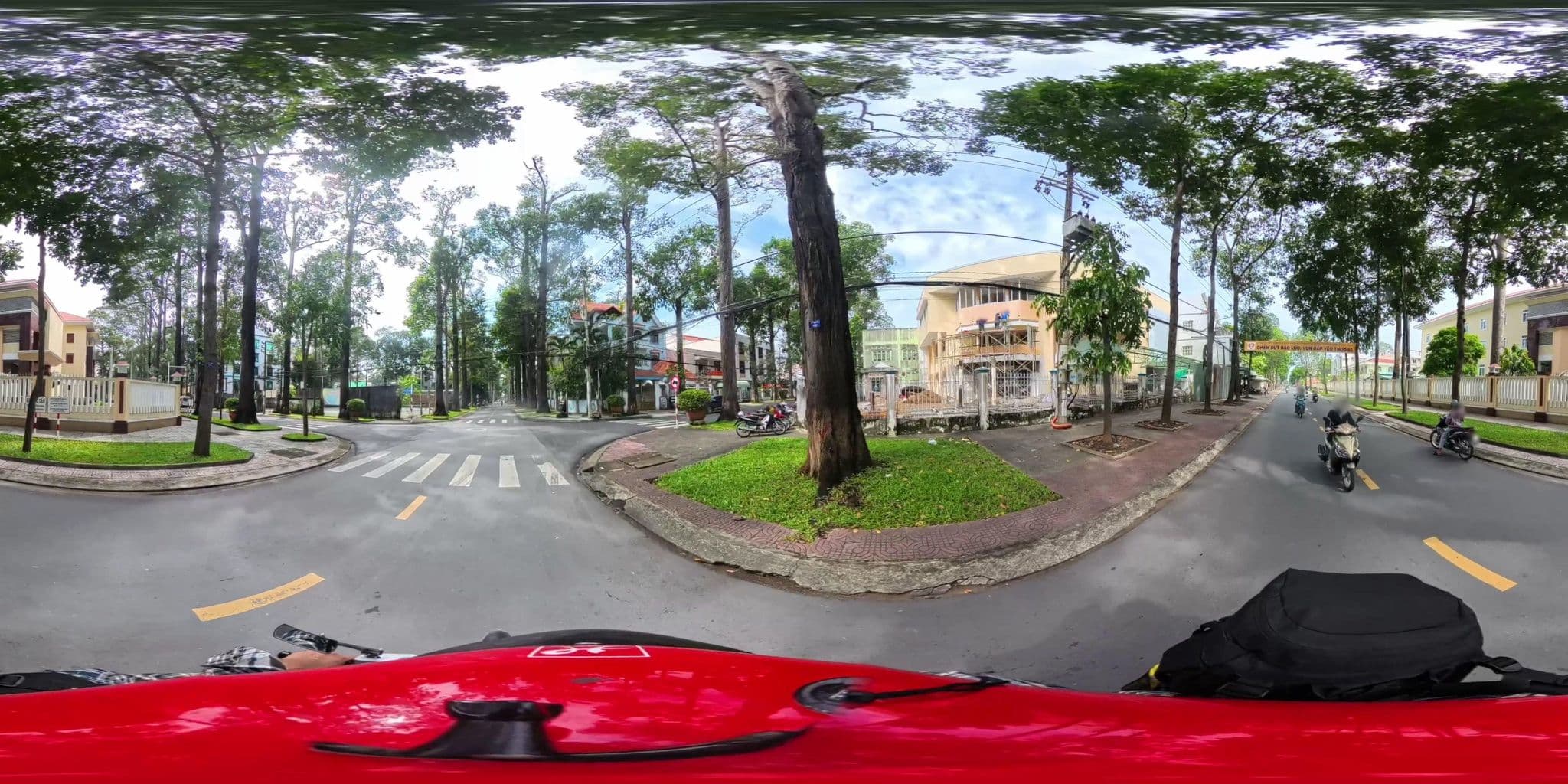 Street view near TraVinh Palace Hotel, Trà Vinh — © Slucchesi (CC BY-SA · Mapillary)