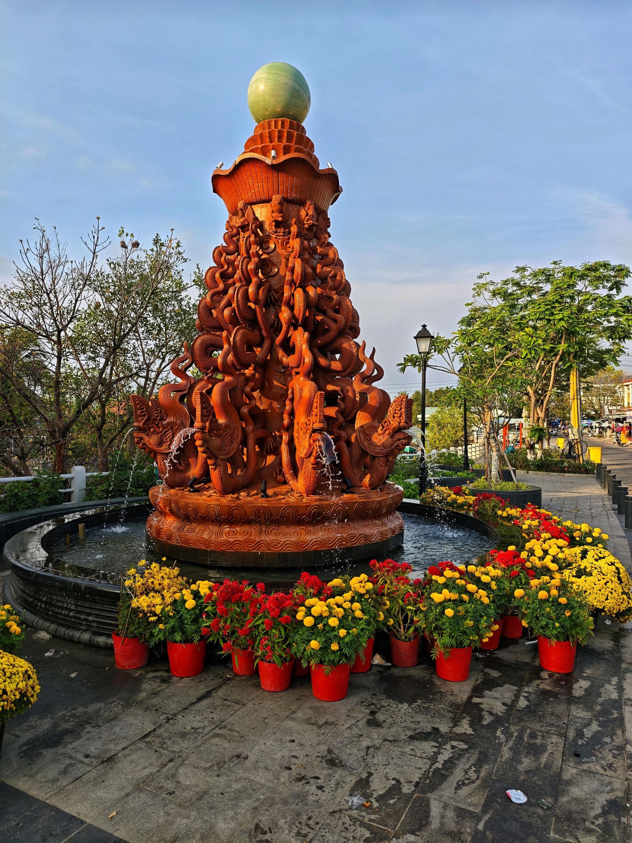 Street view near Vien Thanh Resort, Hàm Ninh — © km2bp (CC BY-SA · Mapillary)