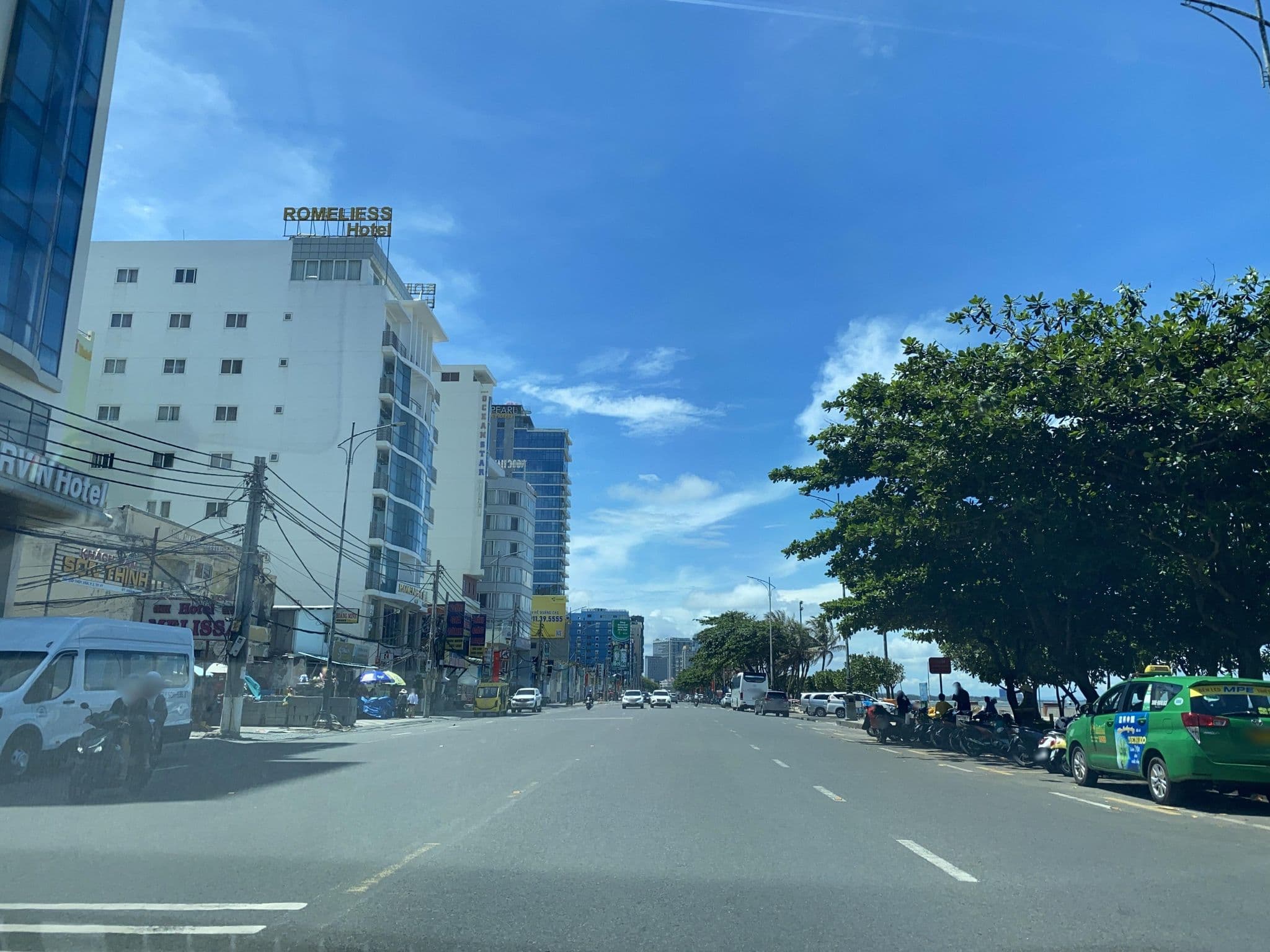 Street view near Son Thanh Hotel, Vũng Tàu — © DriveWithHoang (CC BY-SA · Mapillary)
