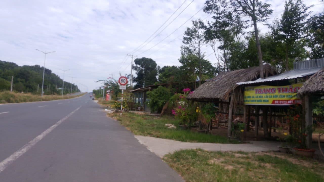 Street view near Kinh Bac Hotel, An Thới — © dohonganh (CC BY-SA · Mapillary)