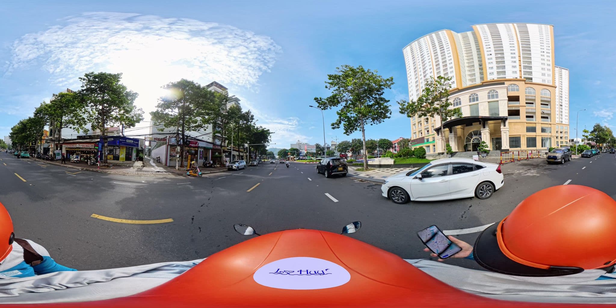 Street view near Châu Homestay Vũng Tàu, Vũng Tàu — © lyduchuy (CC BY-SA · Mapillary)