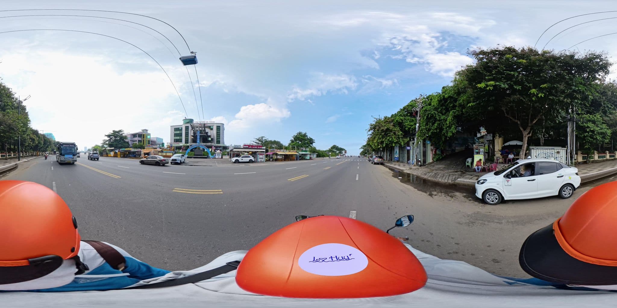 Street view near Cáp treo Vũng Tàu, Vũng Tàu — © lyduchuy (CC BY-SA · Mapillary)
