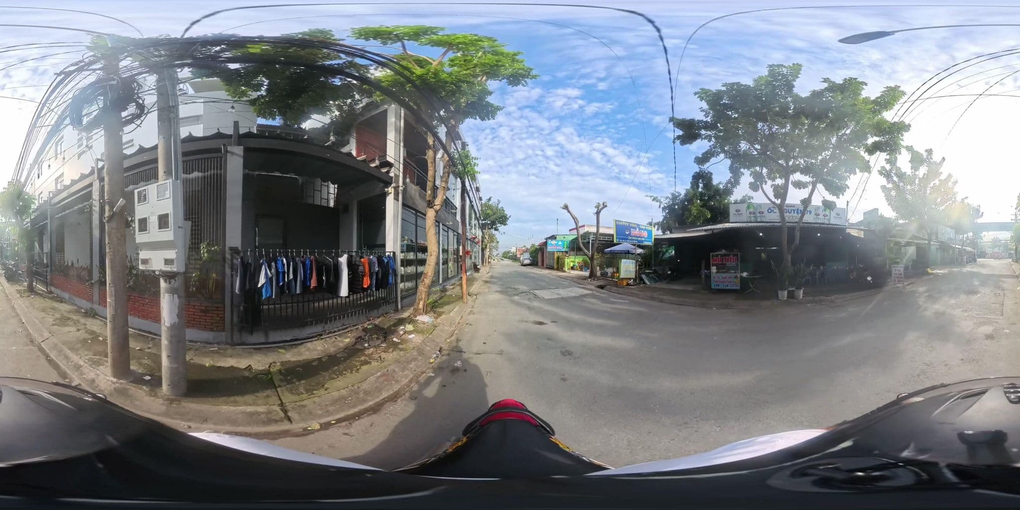 Street view near Nhà Nghỉ Hồng Nhung, Bến Tre — © Slucchesi (CC BY-SA · Mapillary)