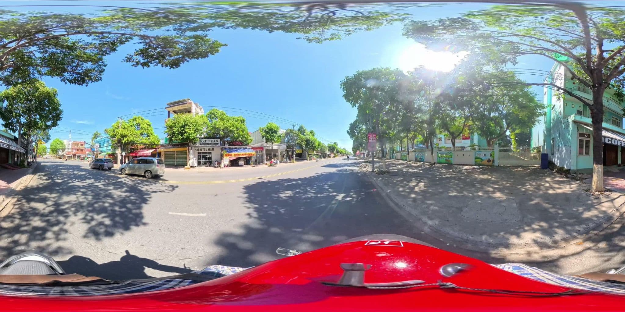 Street view near Khach San Hoa Binh, Tây Ninh — © Slucchesi (CC BY-SA · Mapillary)