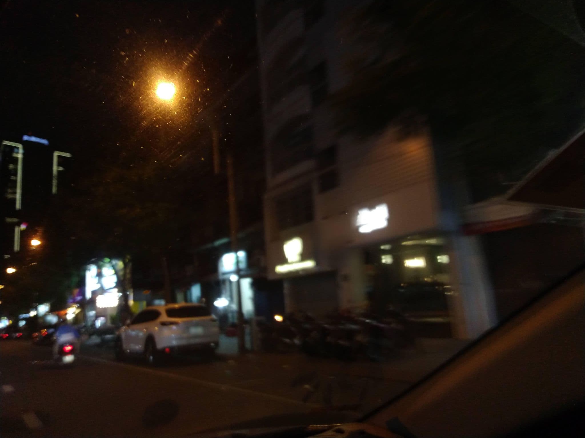 Street view near Sai Gon Bohemia Hostel, Quận Ba — © sg_right_2 (CC BY-SA · Mapillary)
