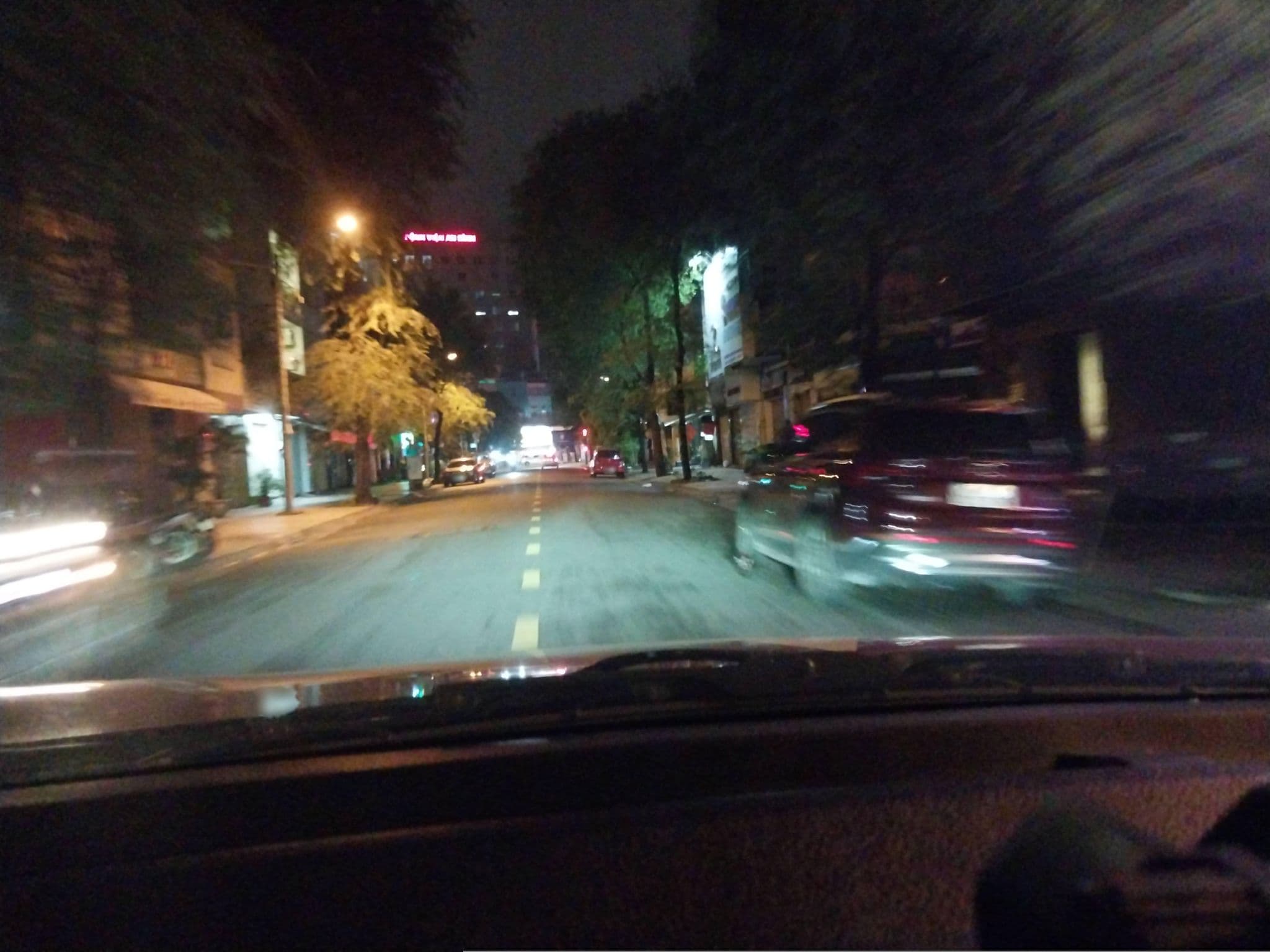 Street view near Rainbow Hotel, Quận Năm — © sg_front_1 (CC BY-SA · Mapillary)